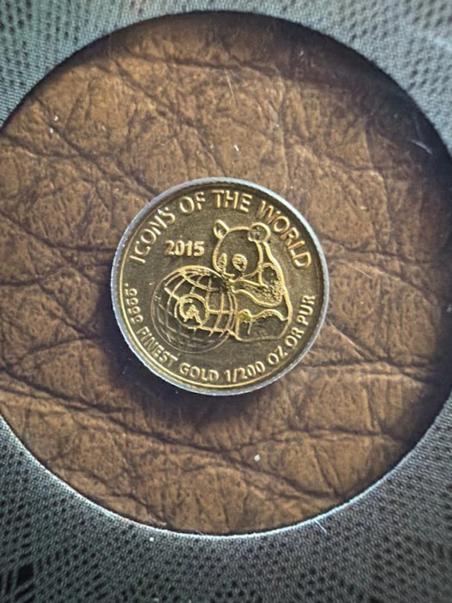 Rwanda. 10 Frw 2015 - Panda., 1/200 Oz (.999) (No reserve price)