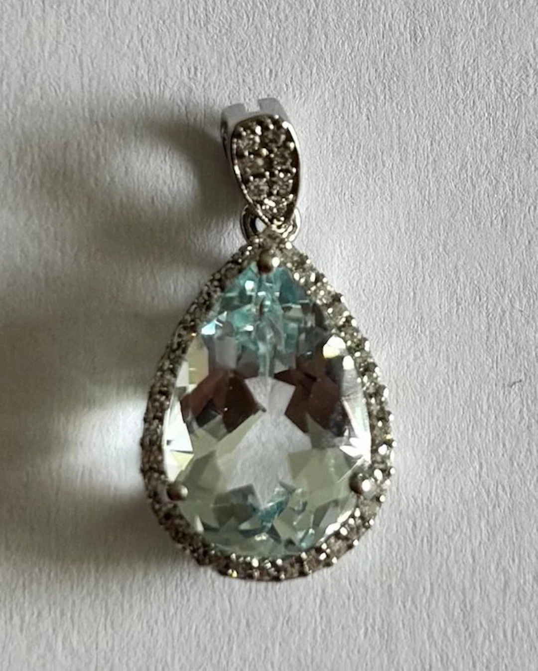 Pendant Platinum - 3.00ct. tw. Aquamarine - Diamond