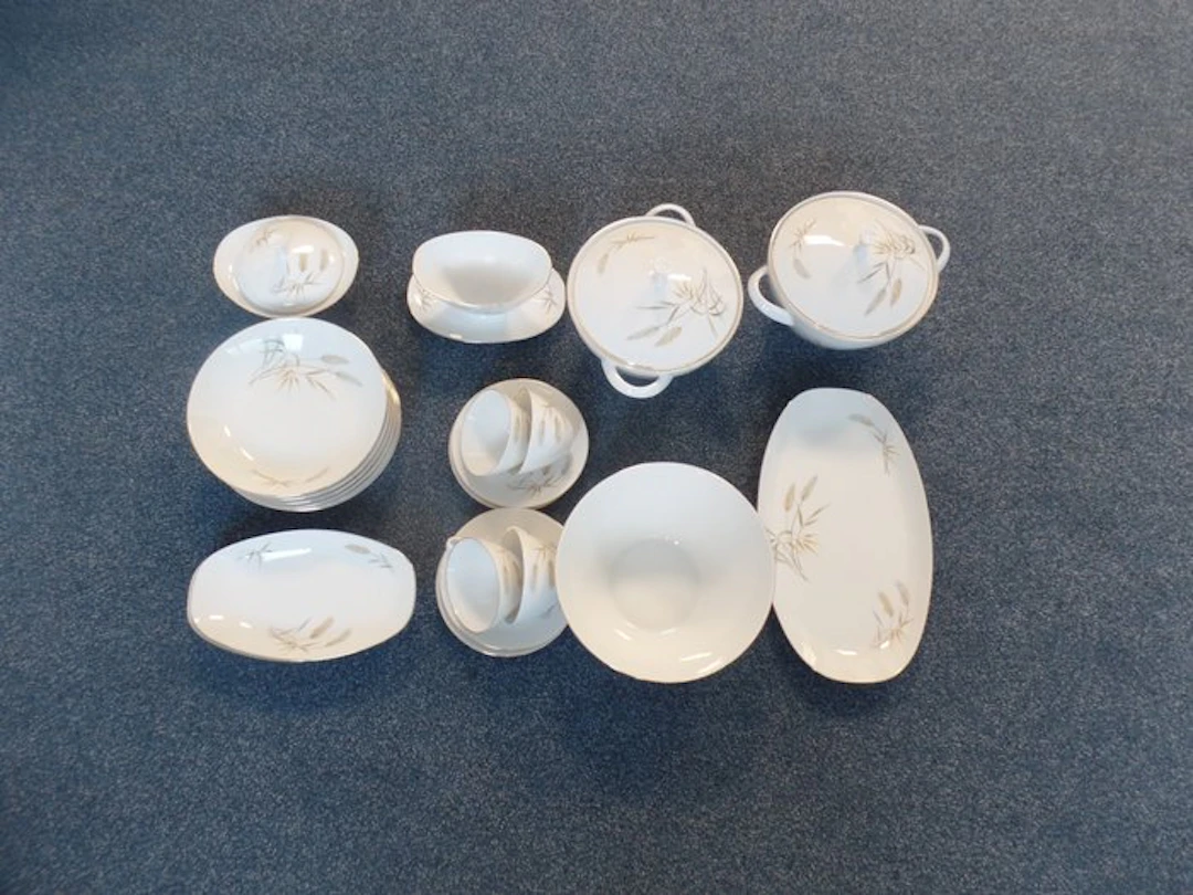 Arzberg - Dinner service (18) - Porcelain - Porcelain dinnerware