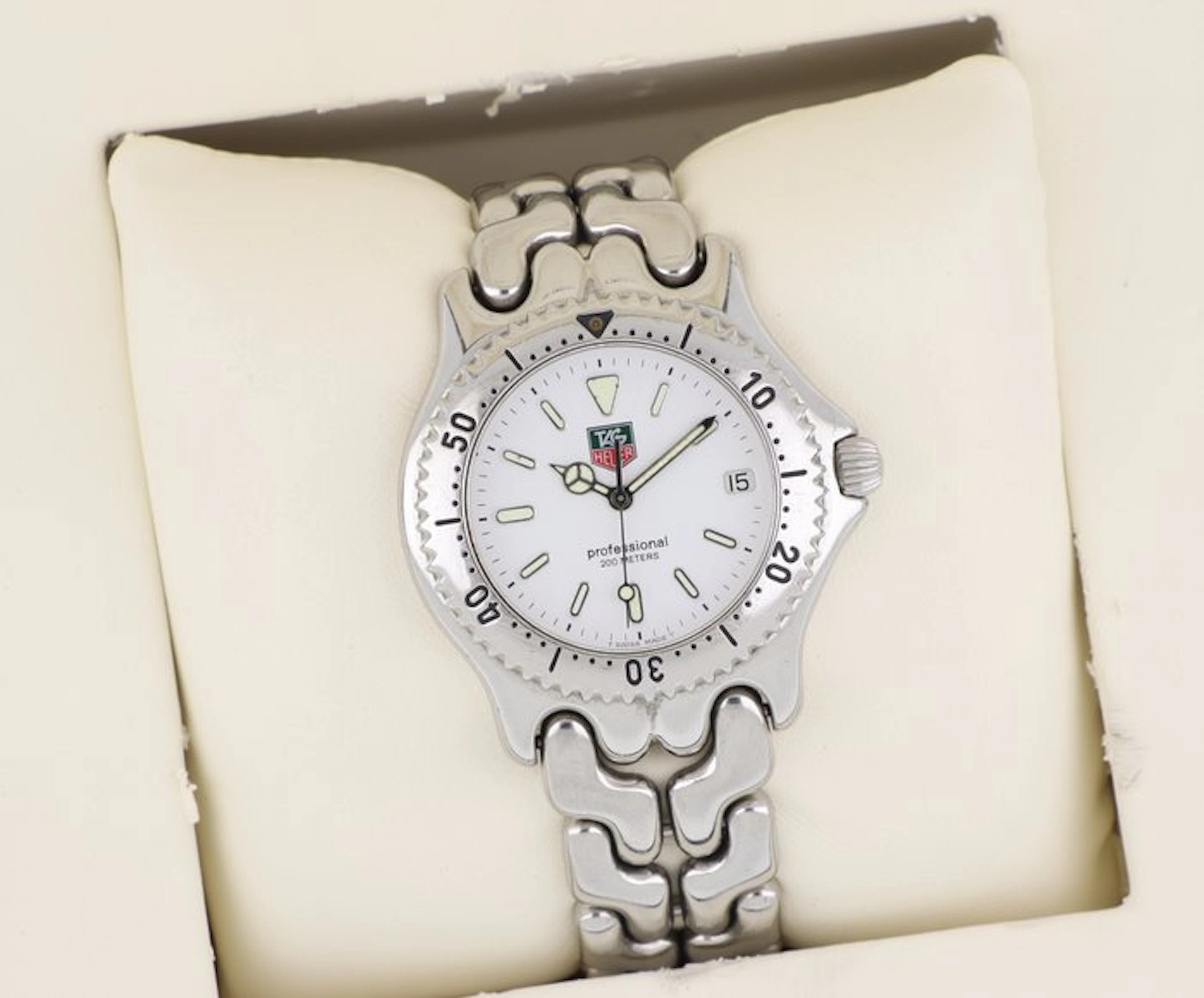 TAG Heuer - S/el (Sport/Elegance) Professional 200 Meters...