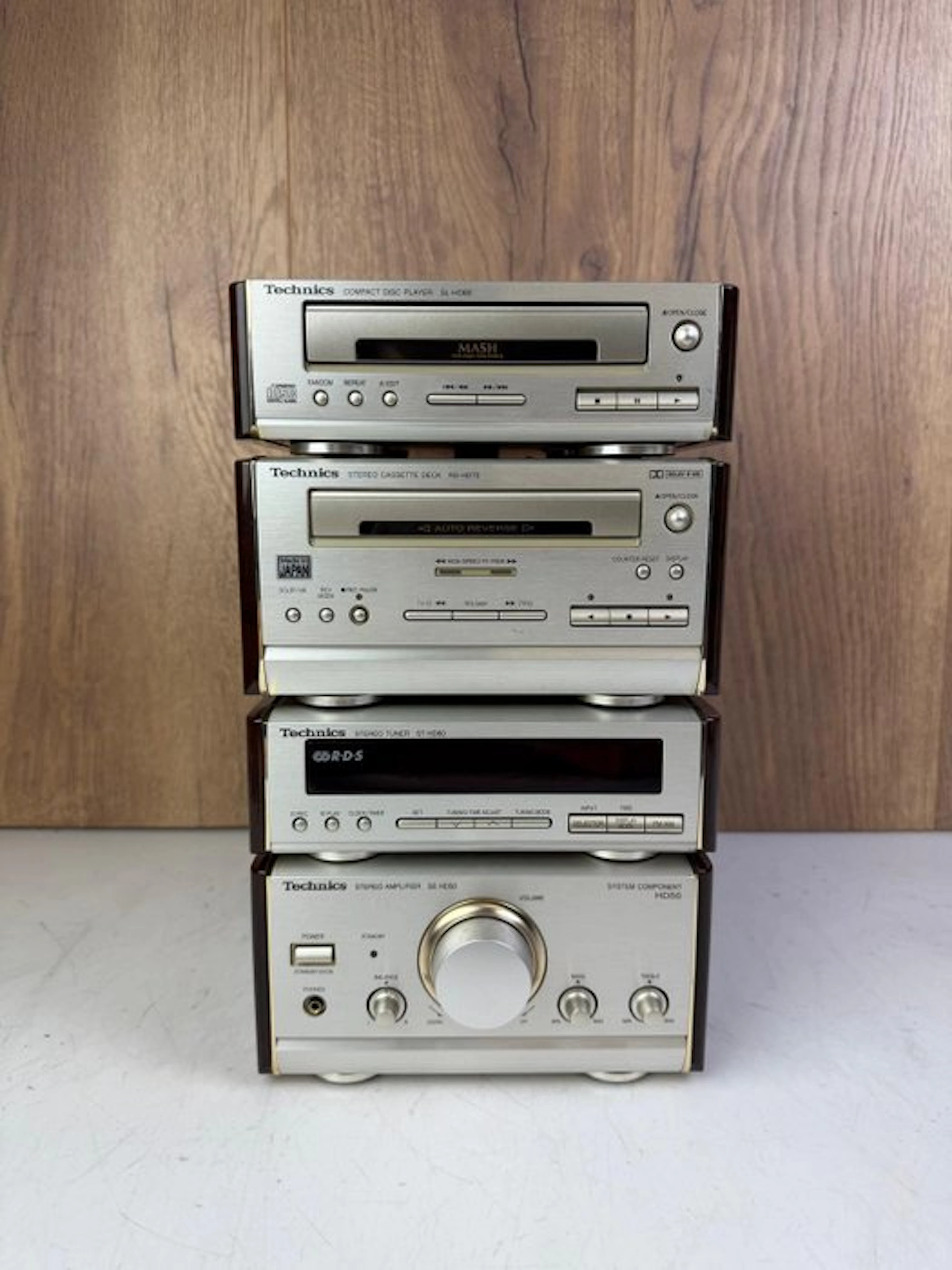 Technics - SE-HD50 Amplifier + ST-HD60 Tuner + RS-HD70...