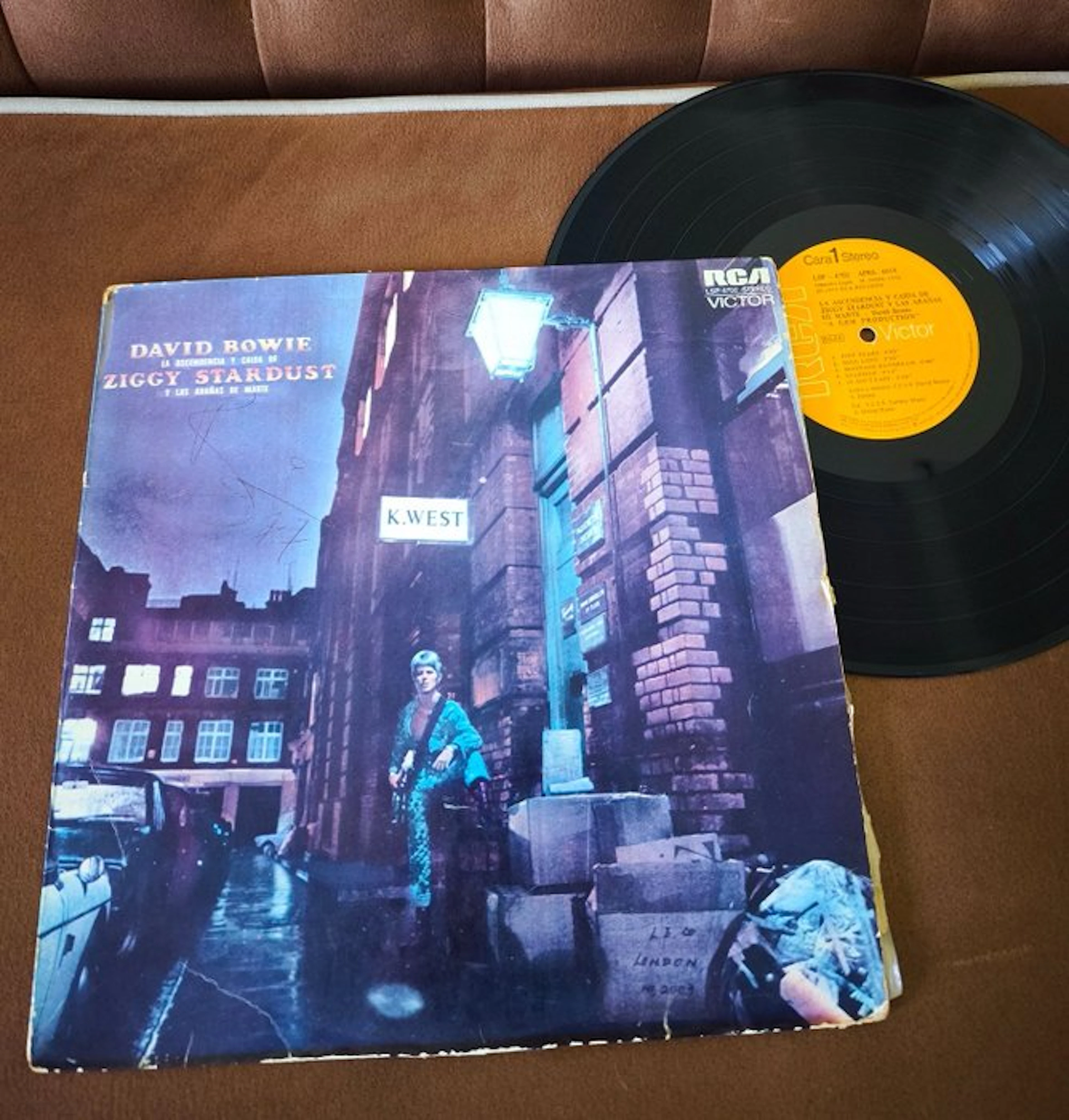 David Bowie - The Rise and Fall of Ziggy Stardust and the...