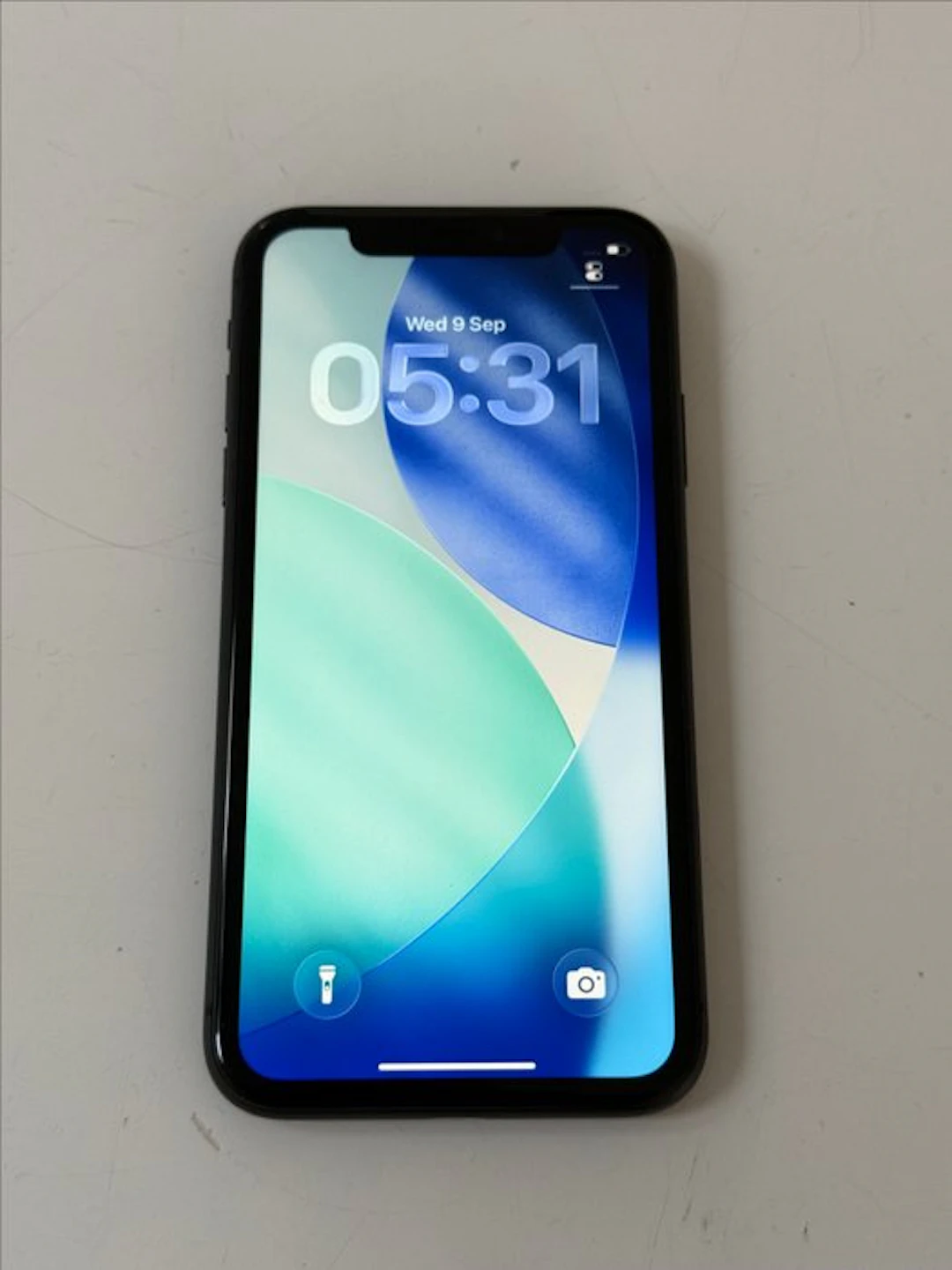 Apple iPhone 11 - Mobile phone (1)