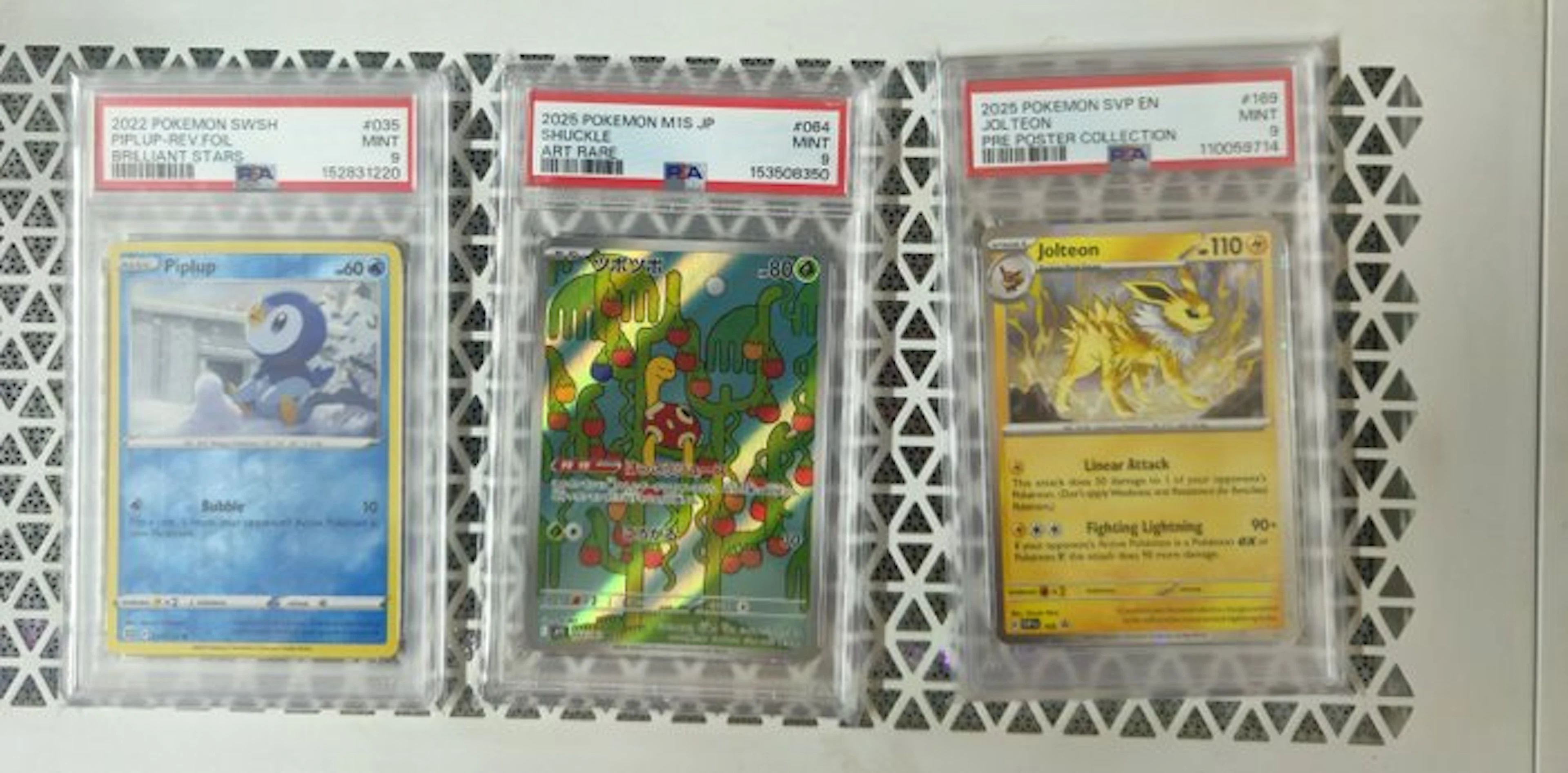Pokémon - 3 Graded card - Shuckle
