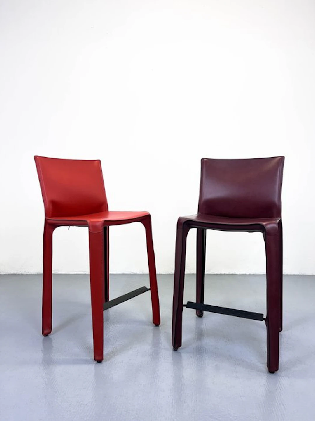 Cassina - Mario Bellini - Stool (2) - Cab 410 - Leather, Steel