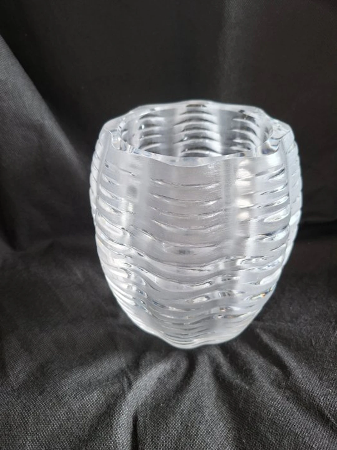 Lalique - Vase - Iseran - Crystal
