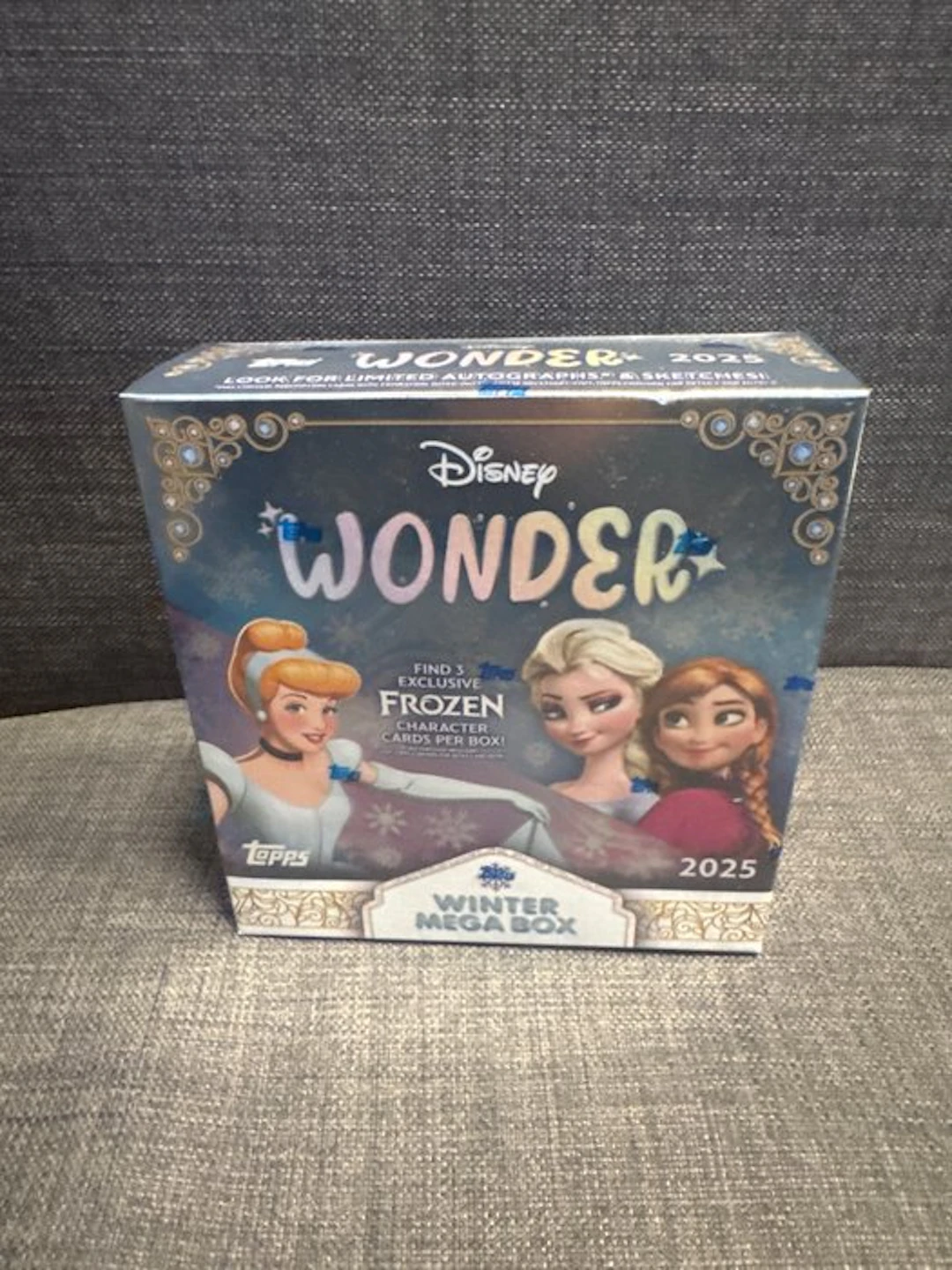 Topps - 1 Booster box - Disney Wonder Mega Box Selead Topps
