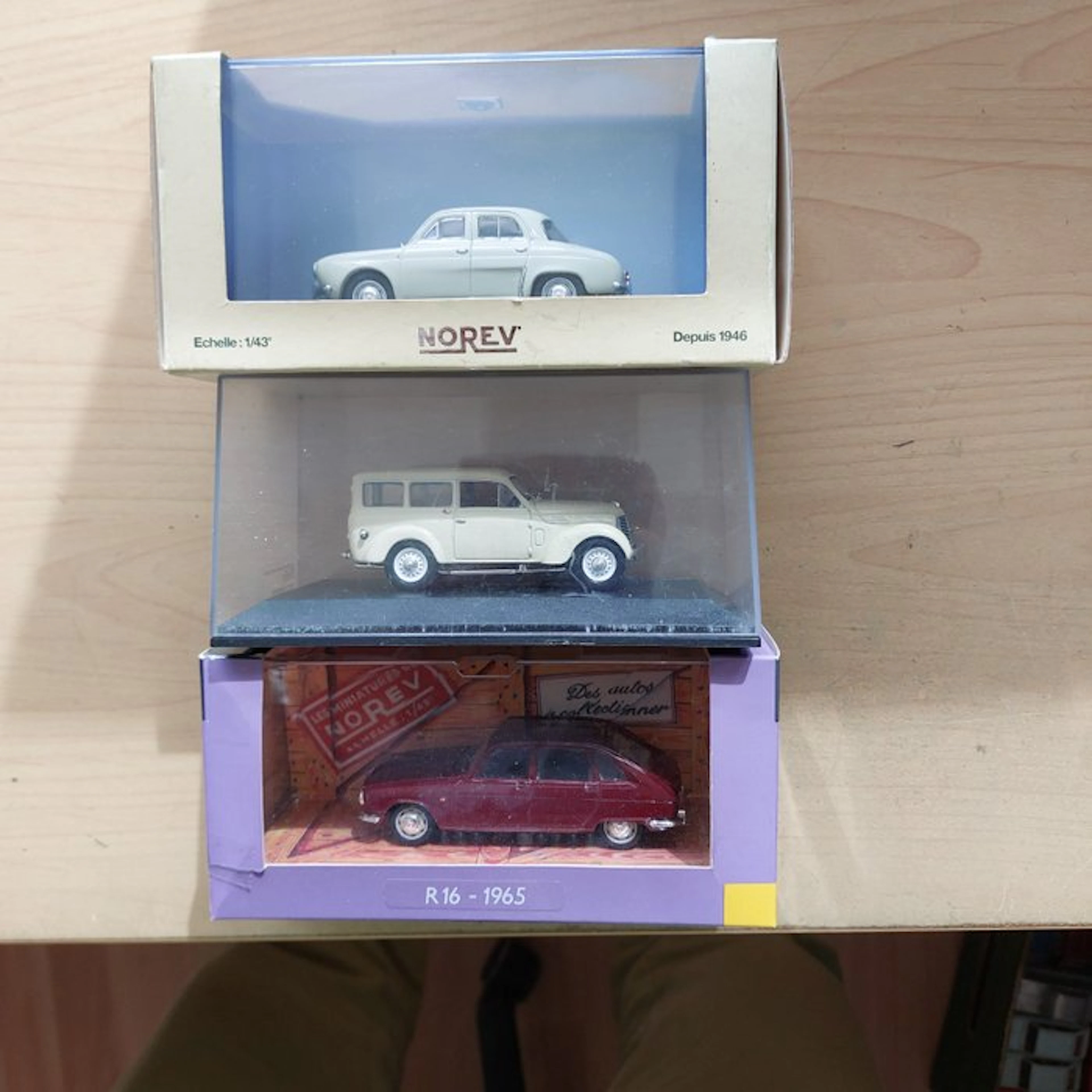 Norev 1:43 - Model car (3) - Renault 4CV; Renault...