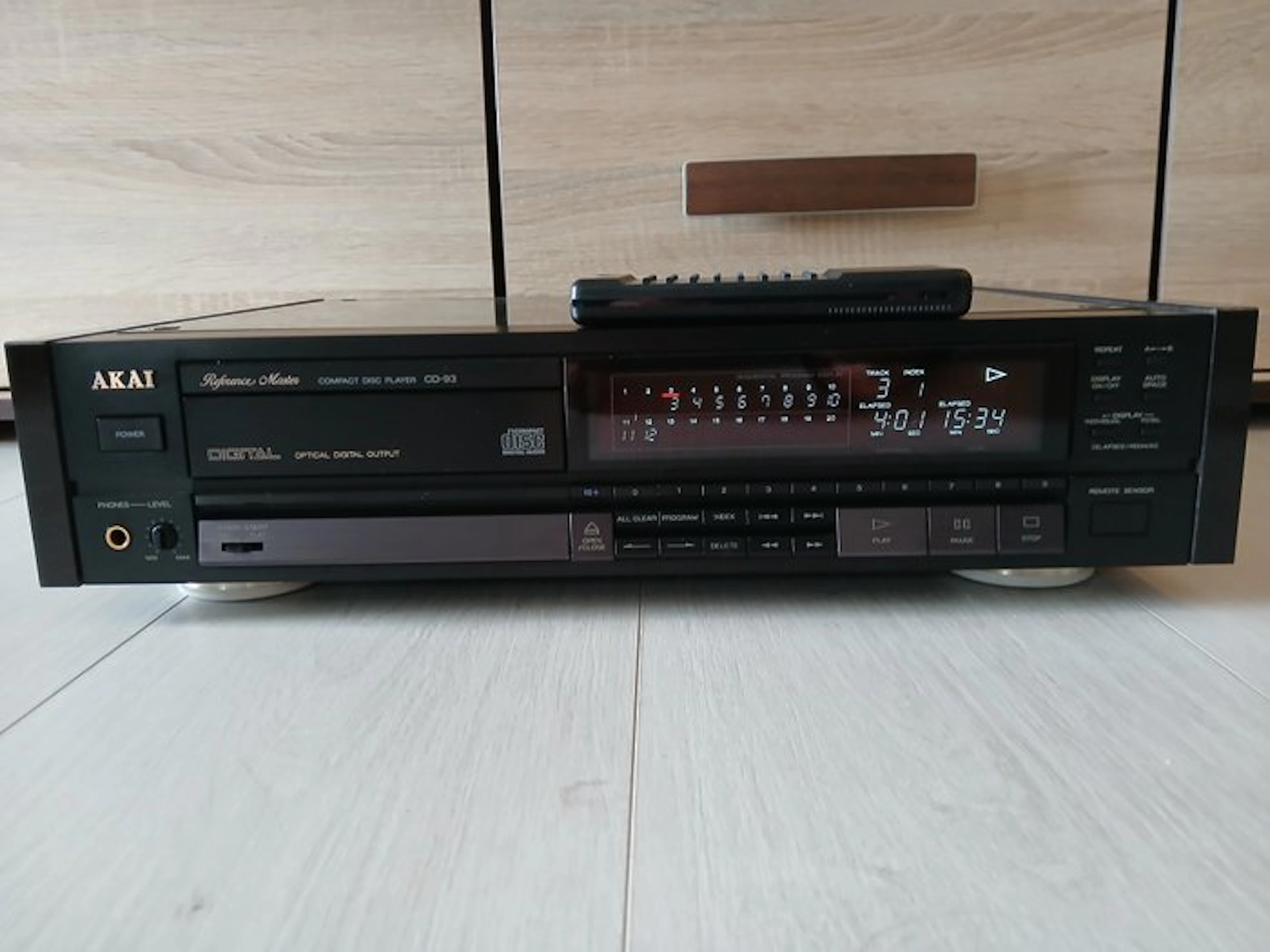 Akai - CD-93 Reference Master CD player