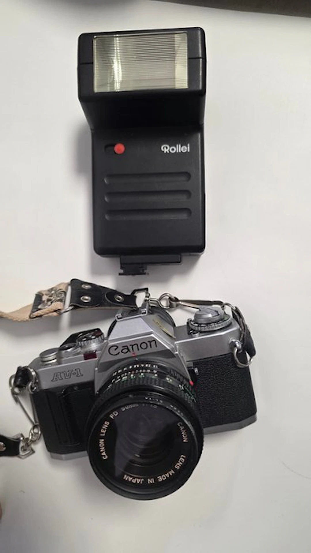Canon AV-1 + FD 1,8/50mm + acc. | Mirrorless camera