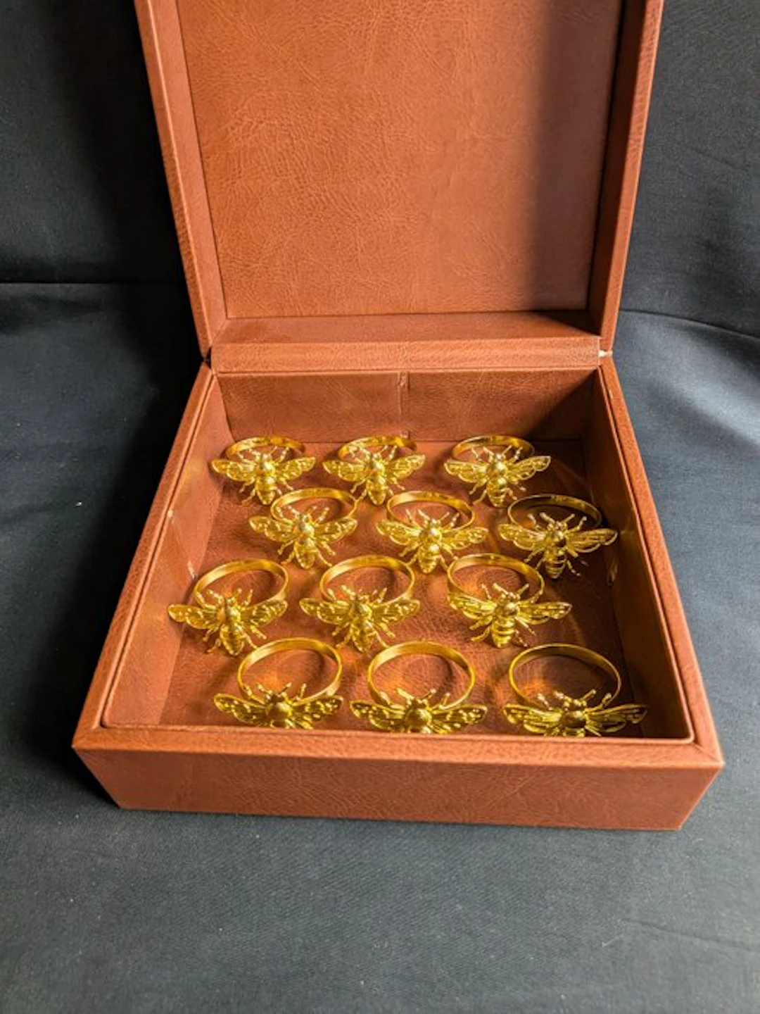 Napkin ring (12) - bee - Metal
