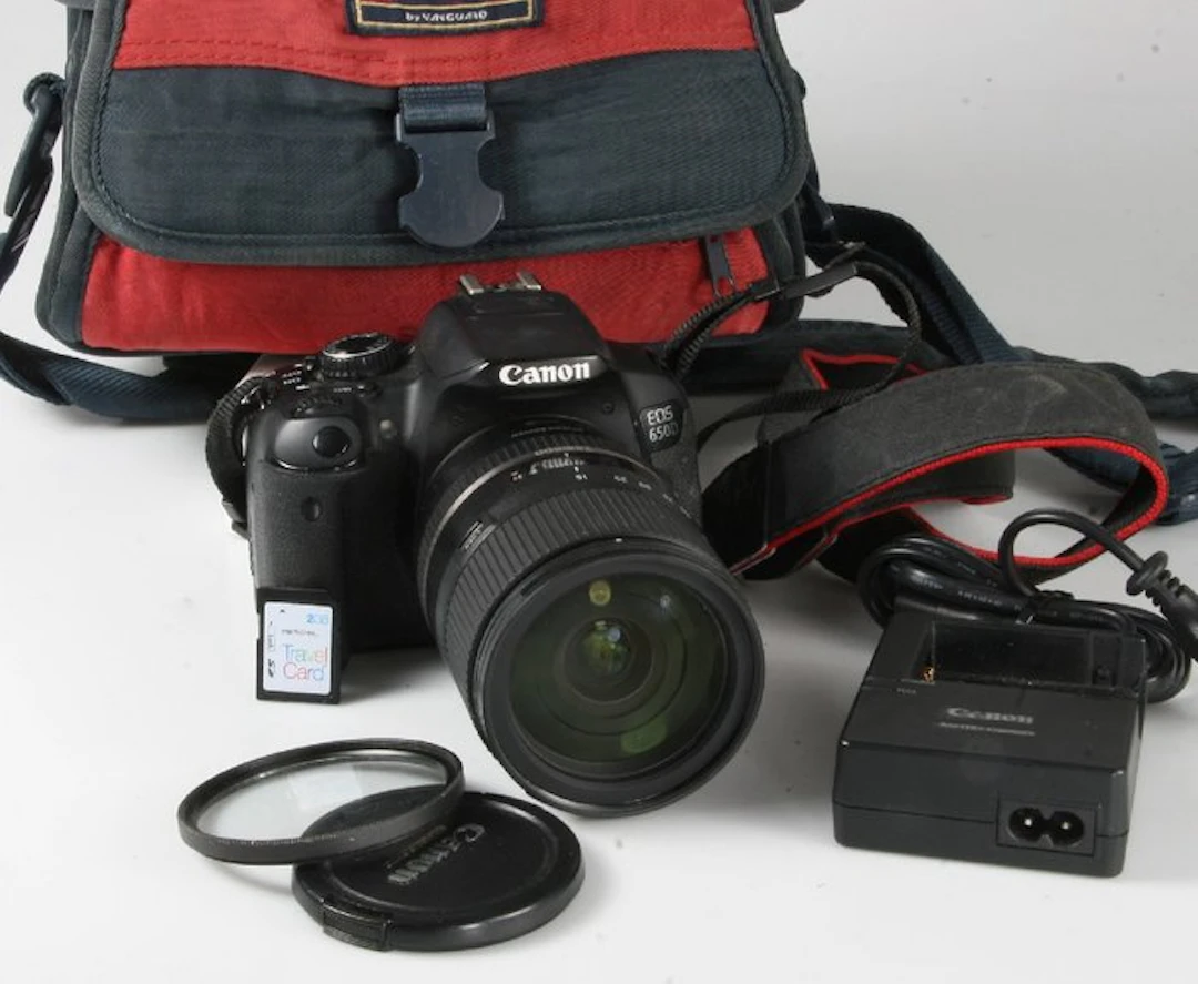 Canon, Tamron EOS 650D + Tamron 16-300mm f/3.5-6.3 di ii...