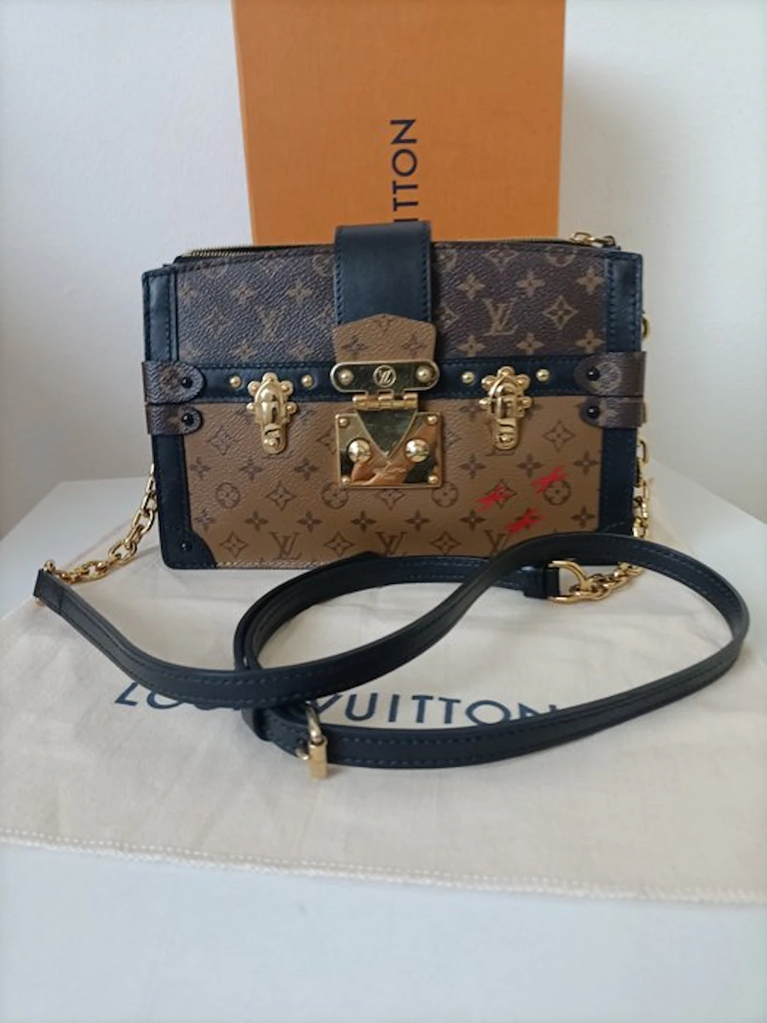 Louis Vuitton - Pochette Trunk - Crossbody bag