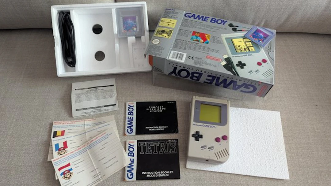 Nintendo - Gameboy Classic - Nintendo Game Boy (DMG-01)...