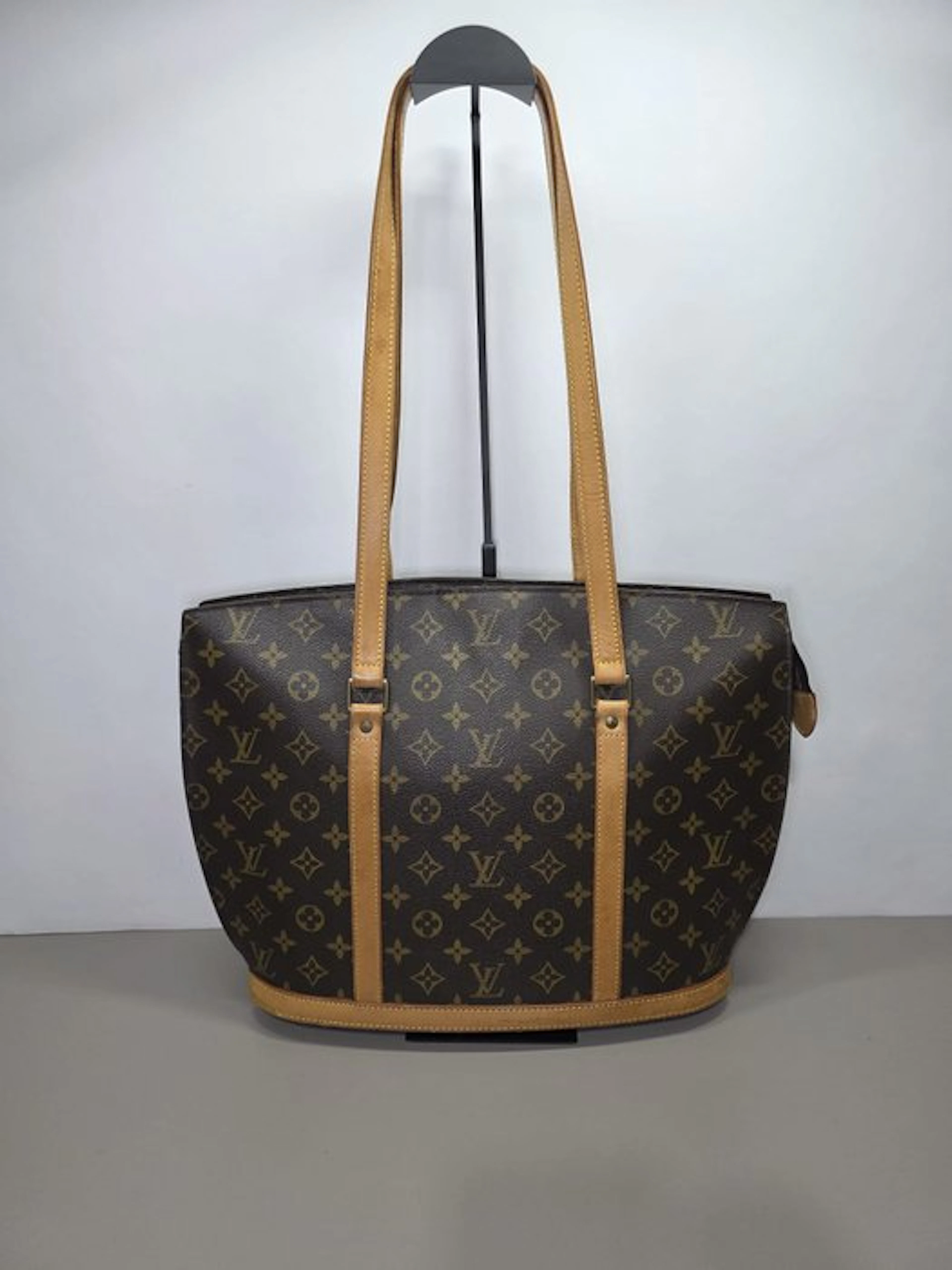 Louis Vuitton - Babylone - Shoulder bag