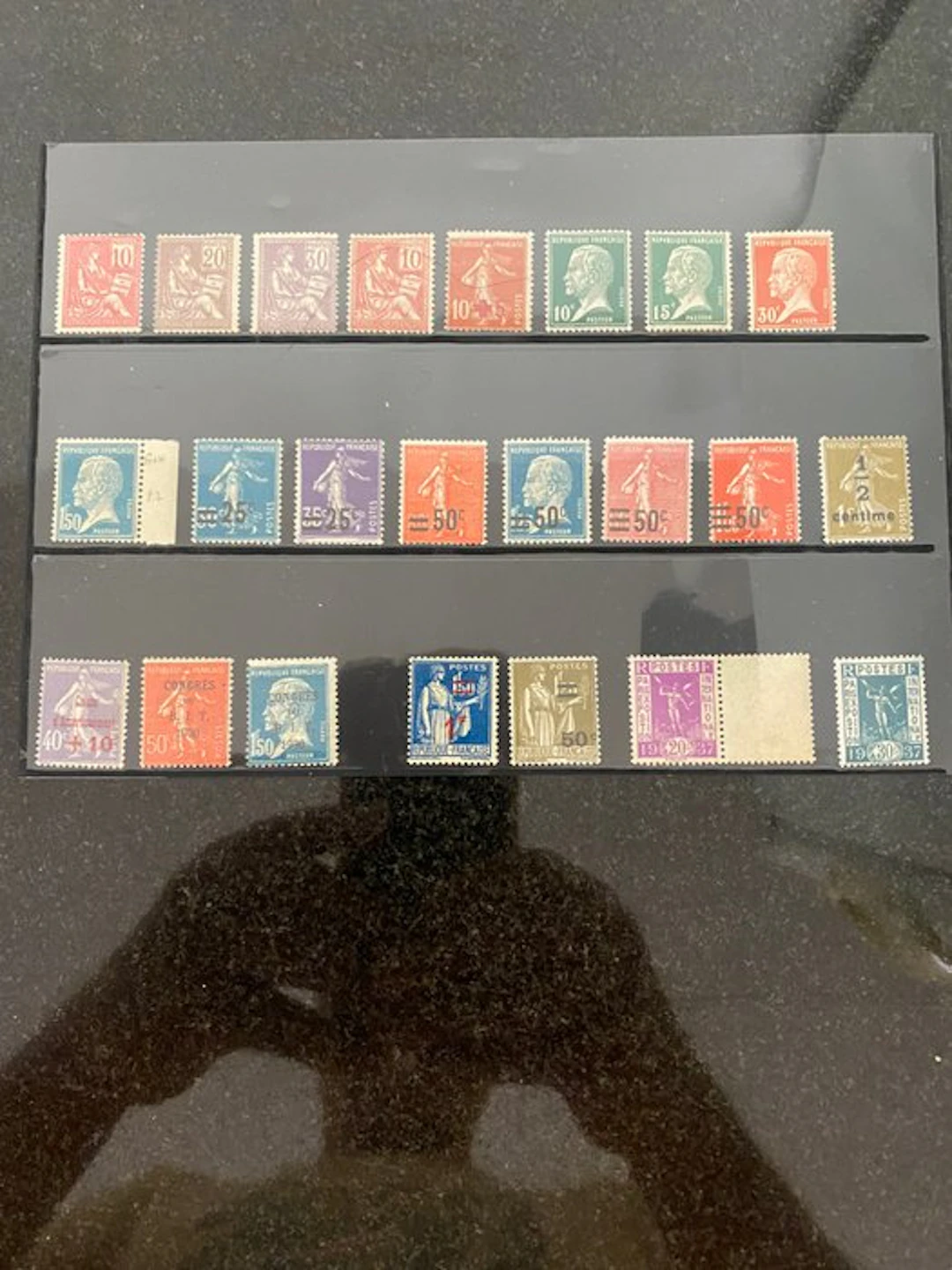 France 1900/1957 - Selection of stamps, semi-modern mint, * Value €579