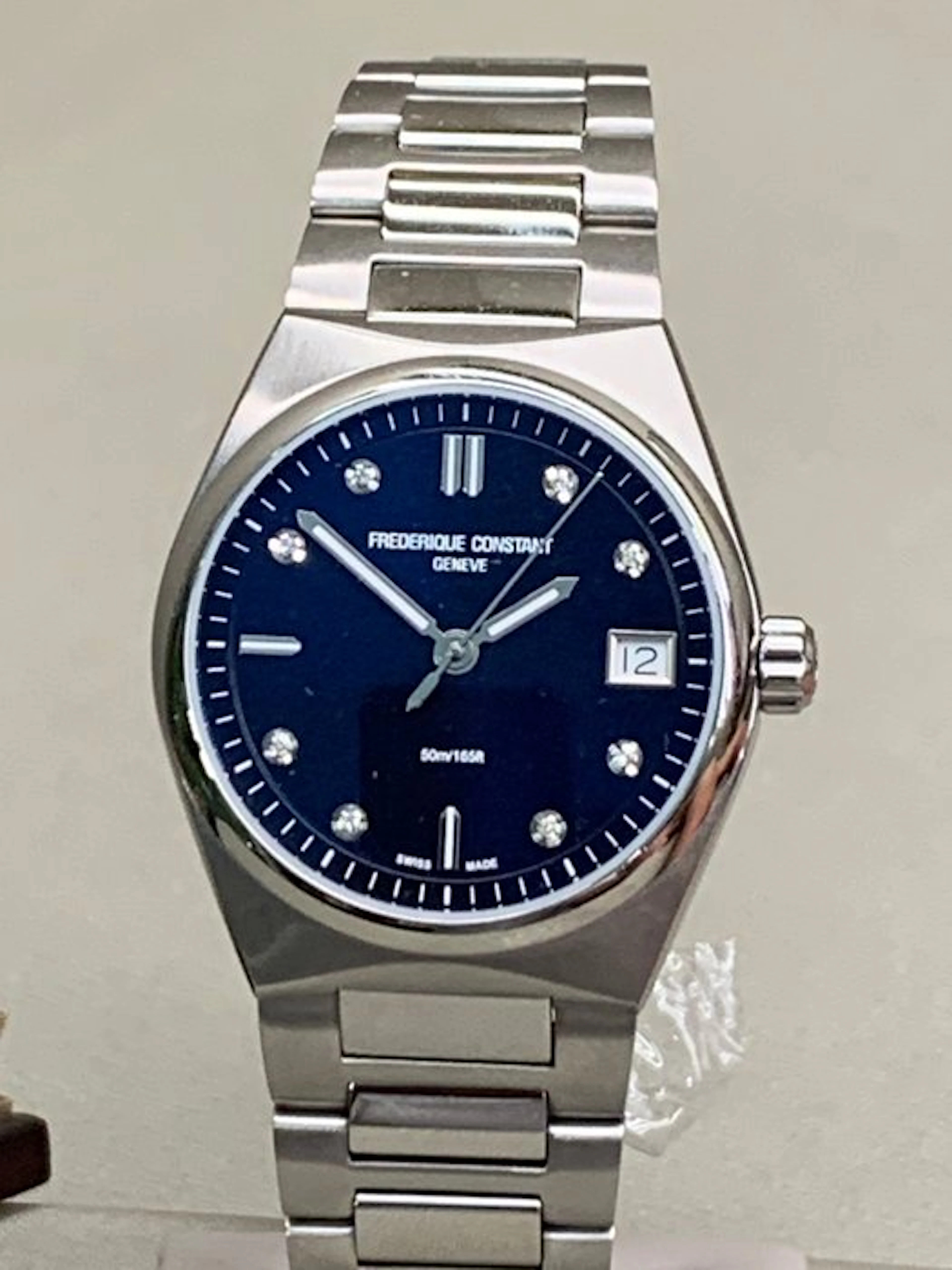 Frédérique Constant - Highlife Ladies Quartz Quadrante...