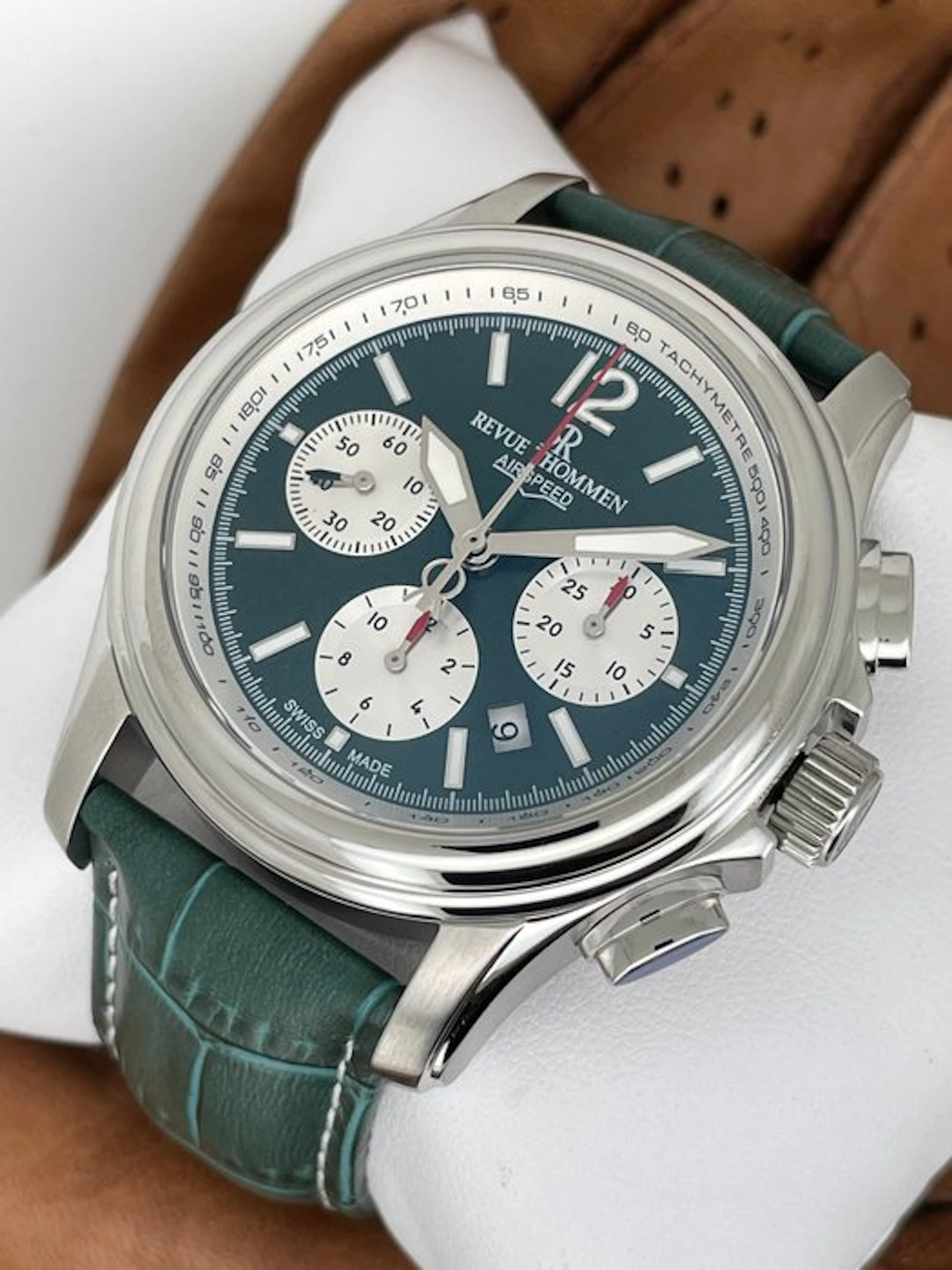 Revue Thommen - Airspeed Chronograph Automatic - 16041.6334 - Men - 2020-2025