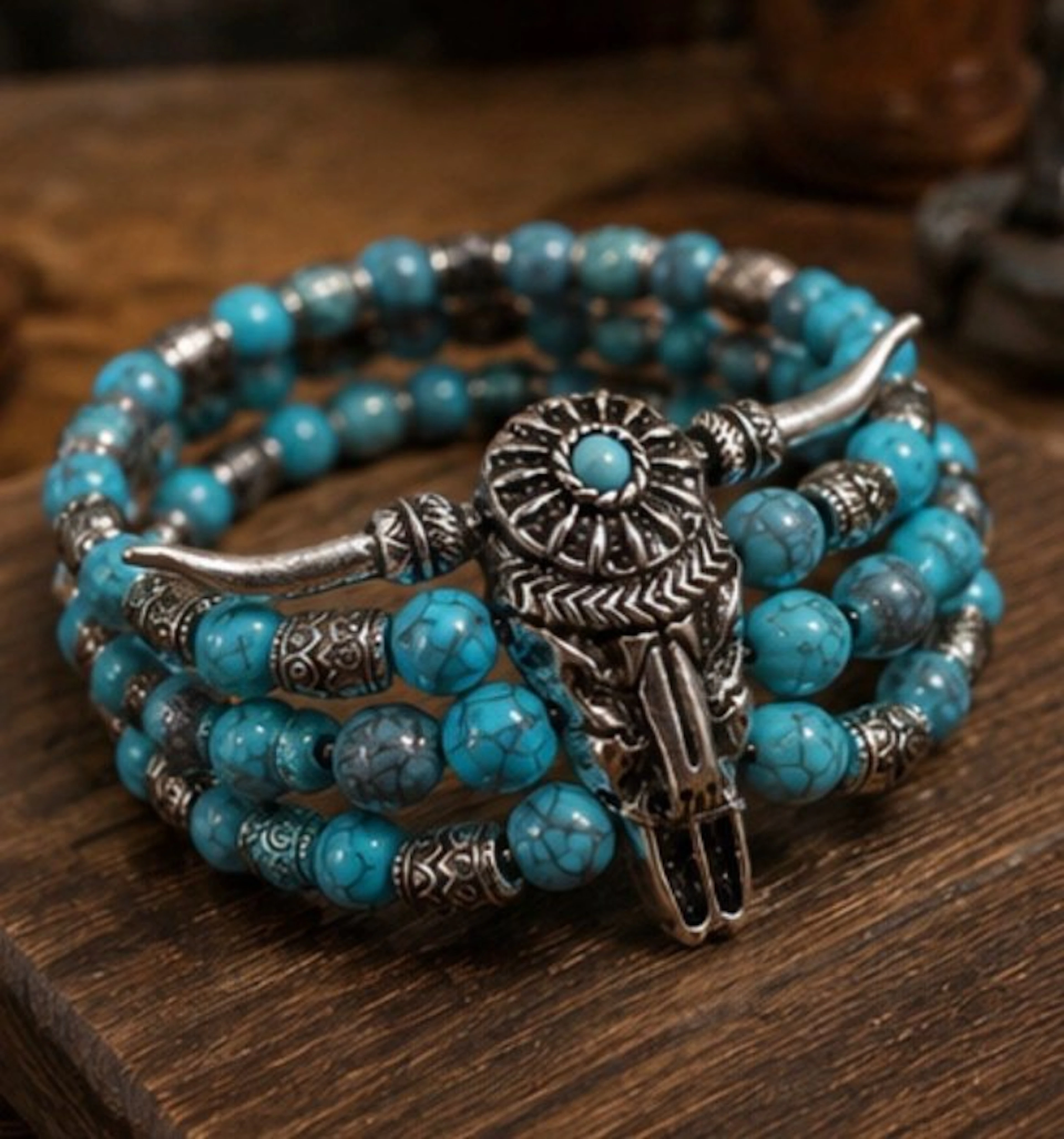 Striking Western Buffalo Turquoise wrap bracelet - Bracelet