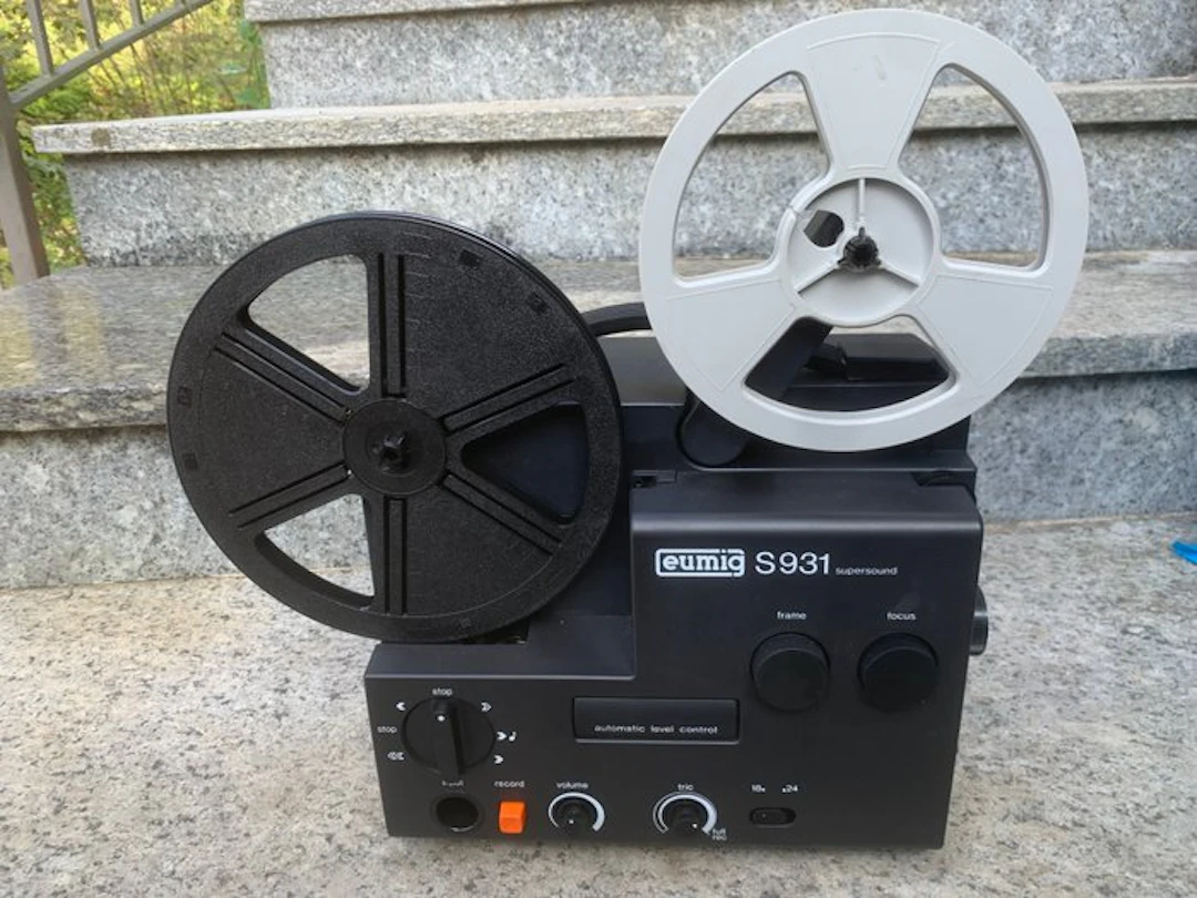 Eumig S931 Supersound Film projector