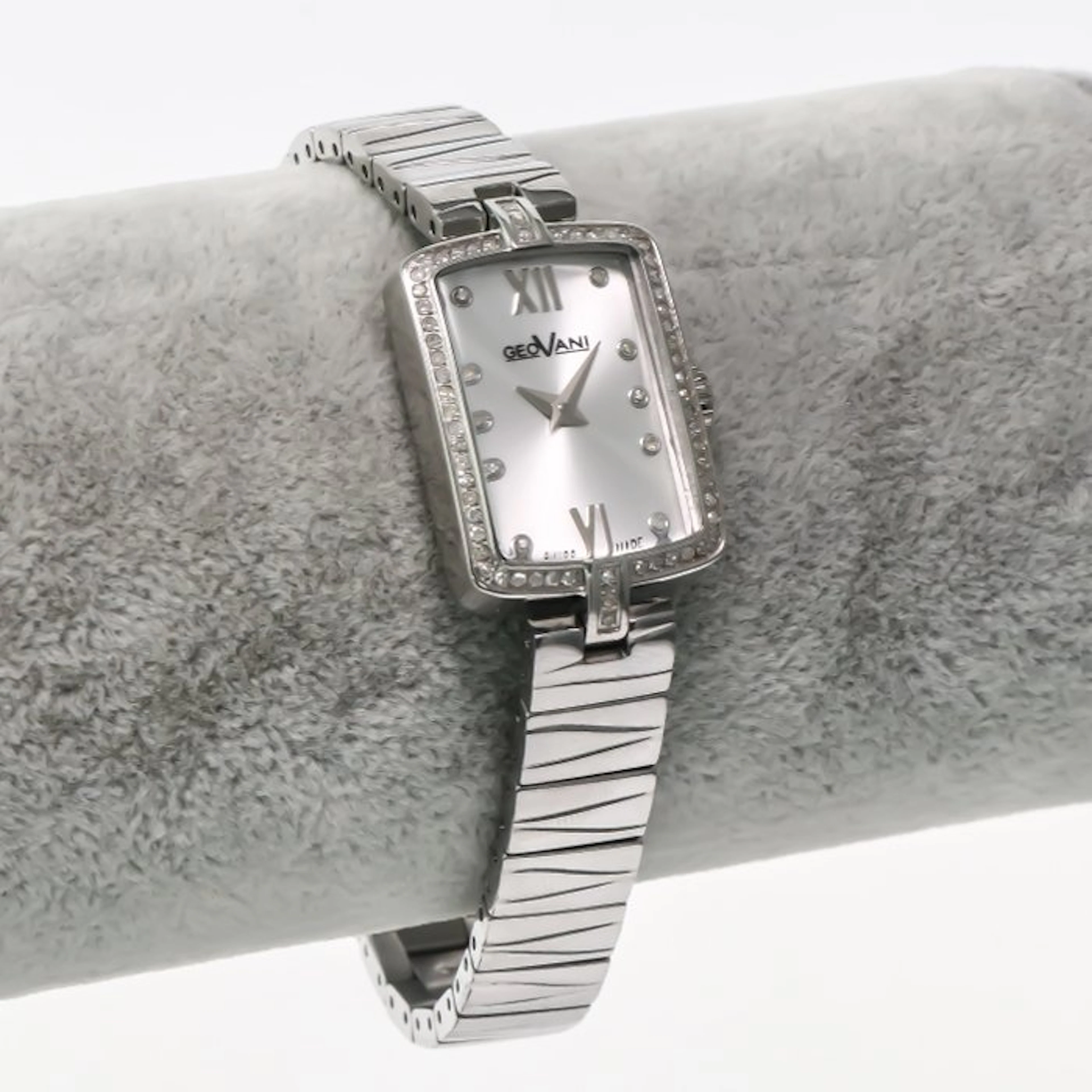 GEOVANI - Swiss Diamond Watch - GOL571-SS-D-1 - Stain on...