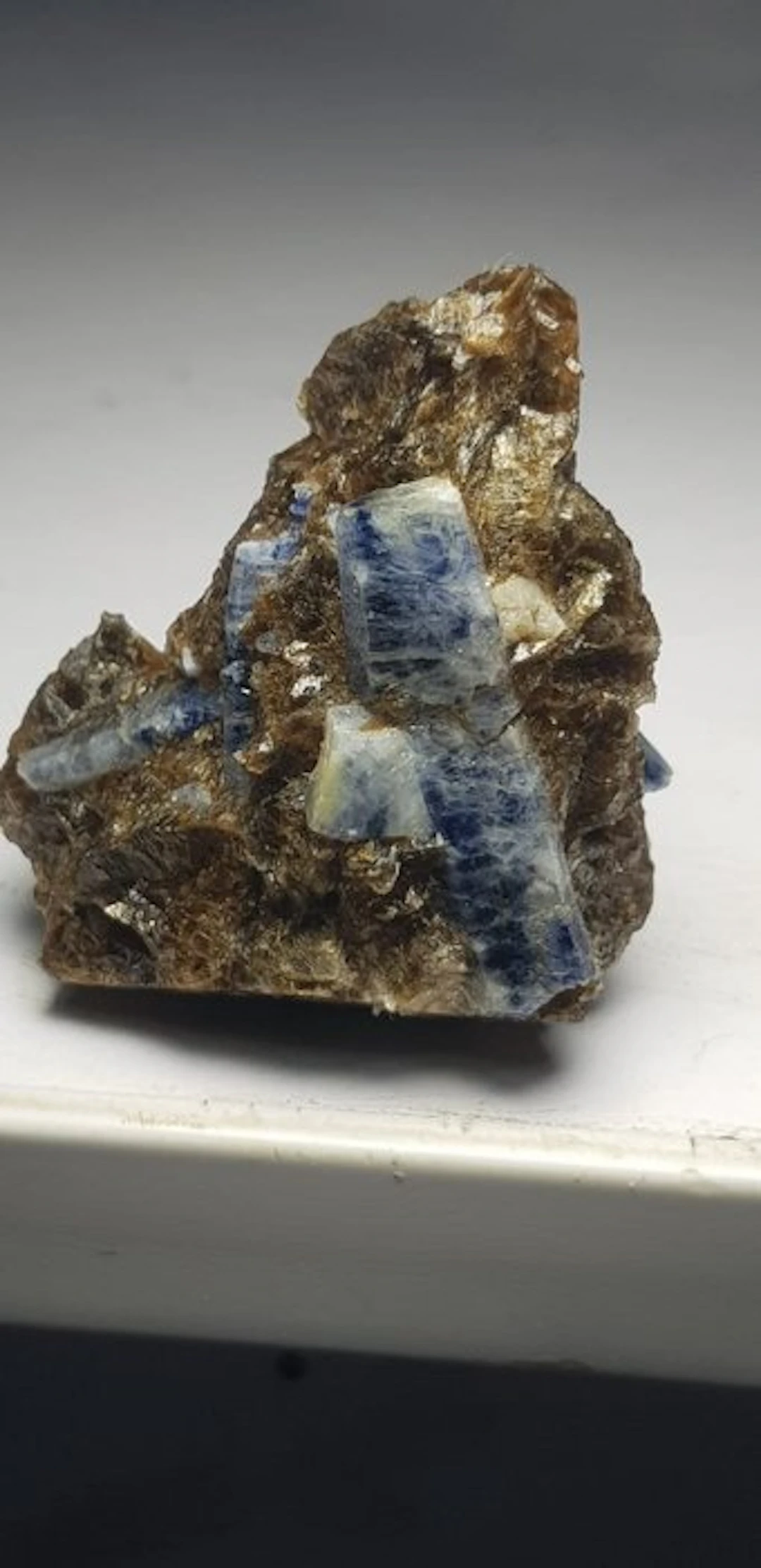 Exceptional Sapphire crystal on muscovate matrix Specimen...