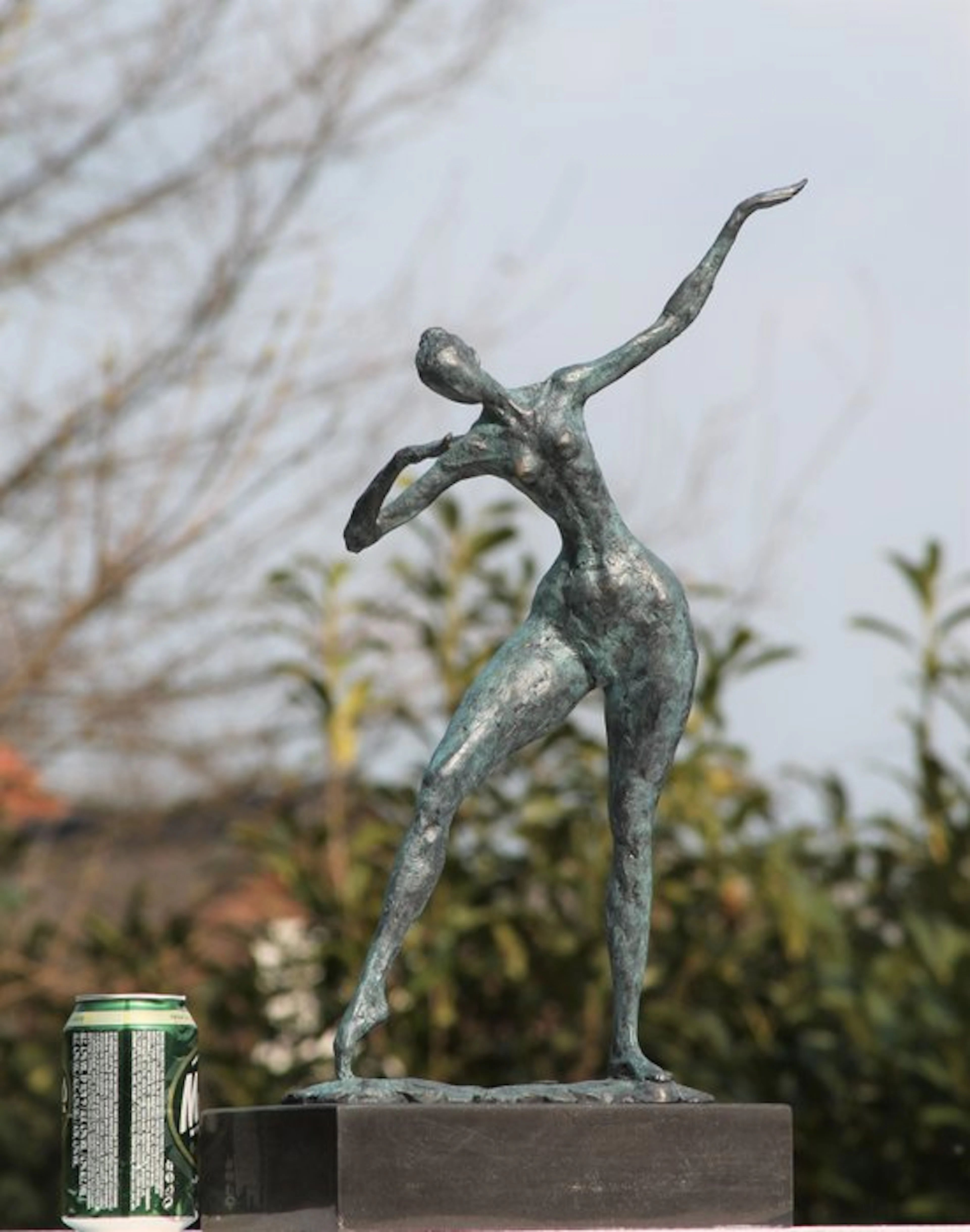 Sculpture, MODERN WOMAN - 53 cm - Marble