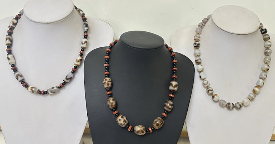 3 Tibetan necklaces with natural Tibetan agate Dzi