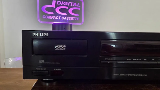 Philips - DCC 600 Deck DCC - digital compact cassette