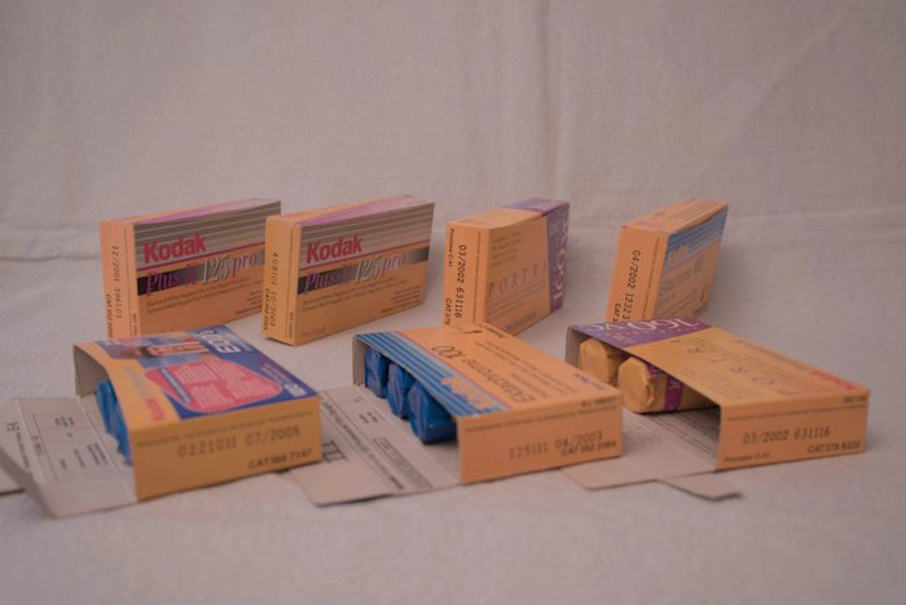 Kodak 28 pellicules: Plus-X 125 pro / Portra 160 VC /...