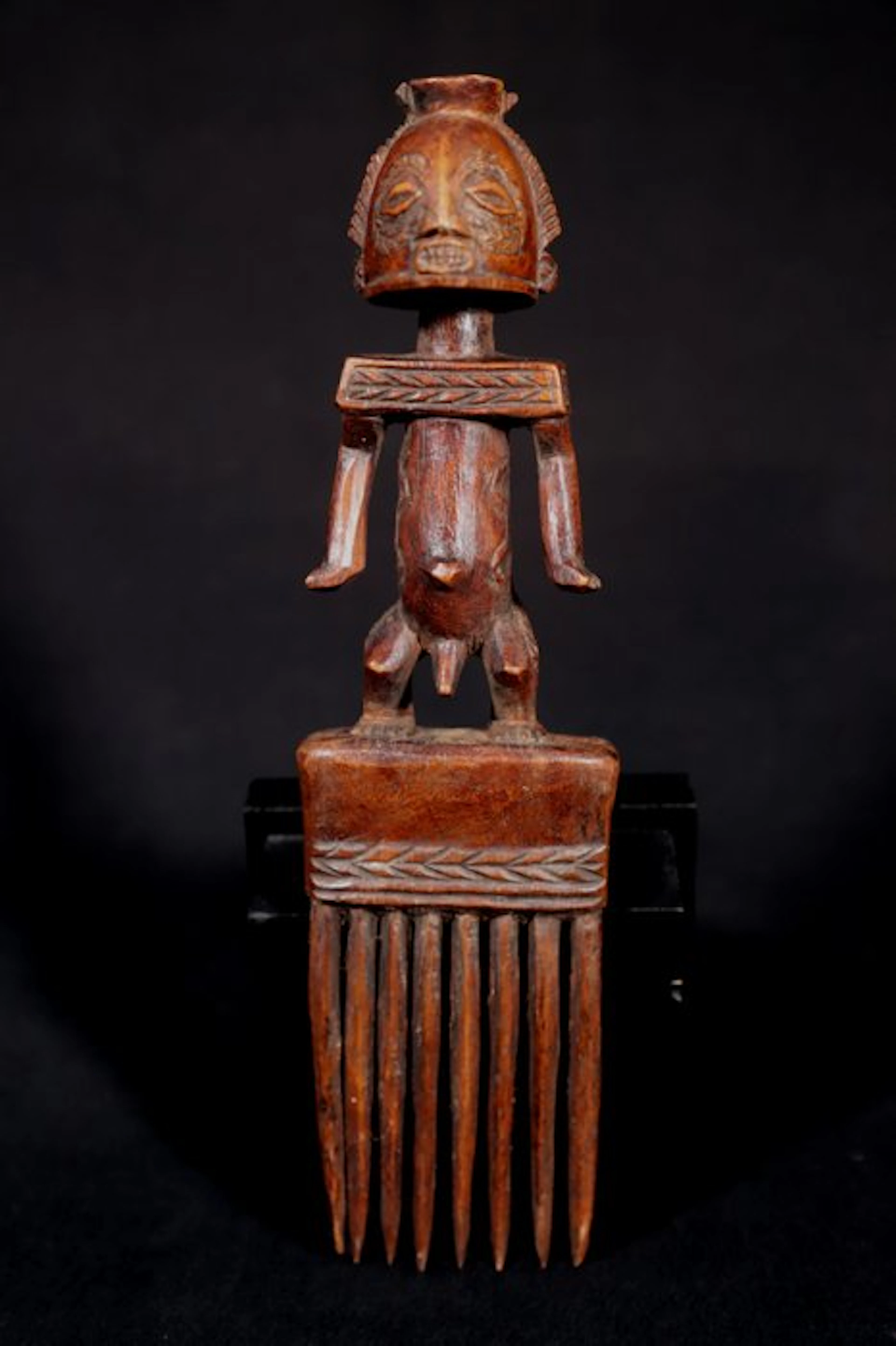 Figure - Tabwa Comb - 26,5 cm - Democratic Republic of the Congo