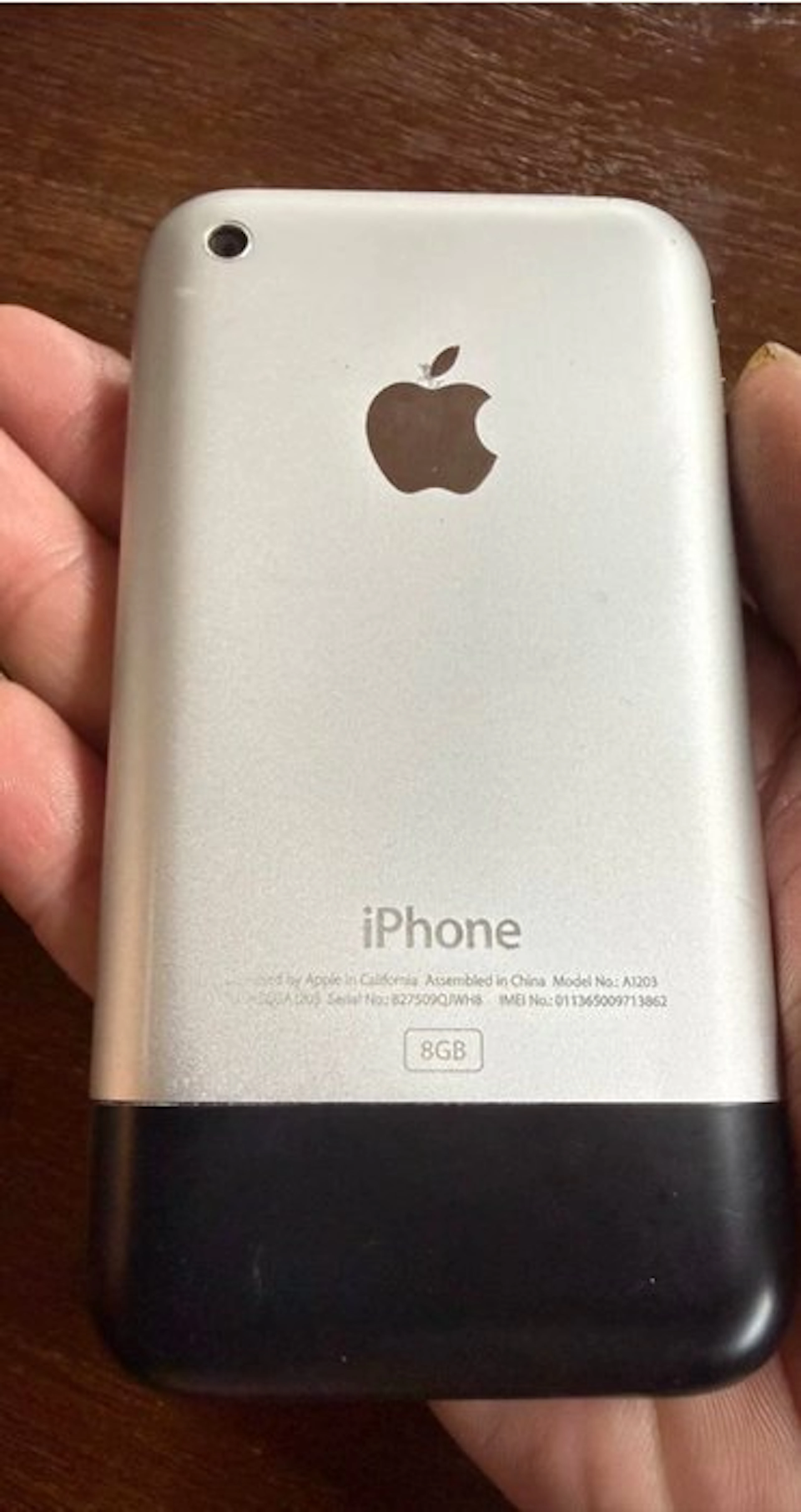 Apple iPhone 2G (Original) - Mobile phone