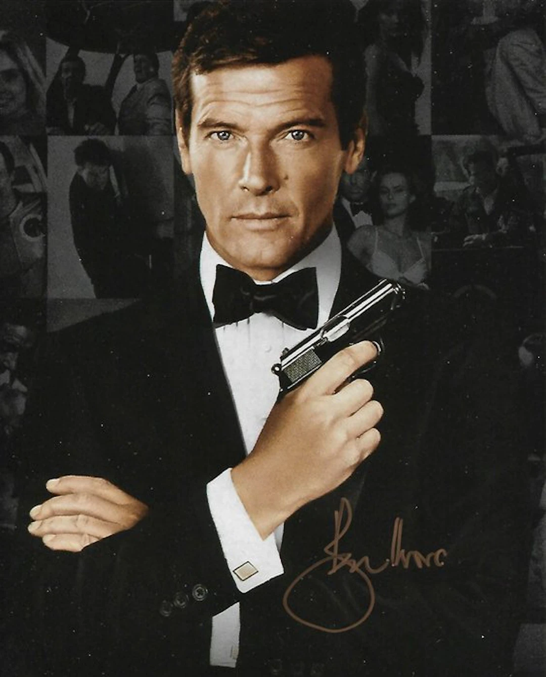 Roger Moore - Autographed Photo "The Spy Who Loved Me"...