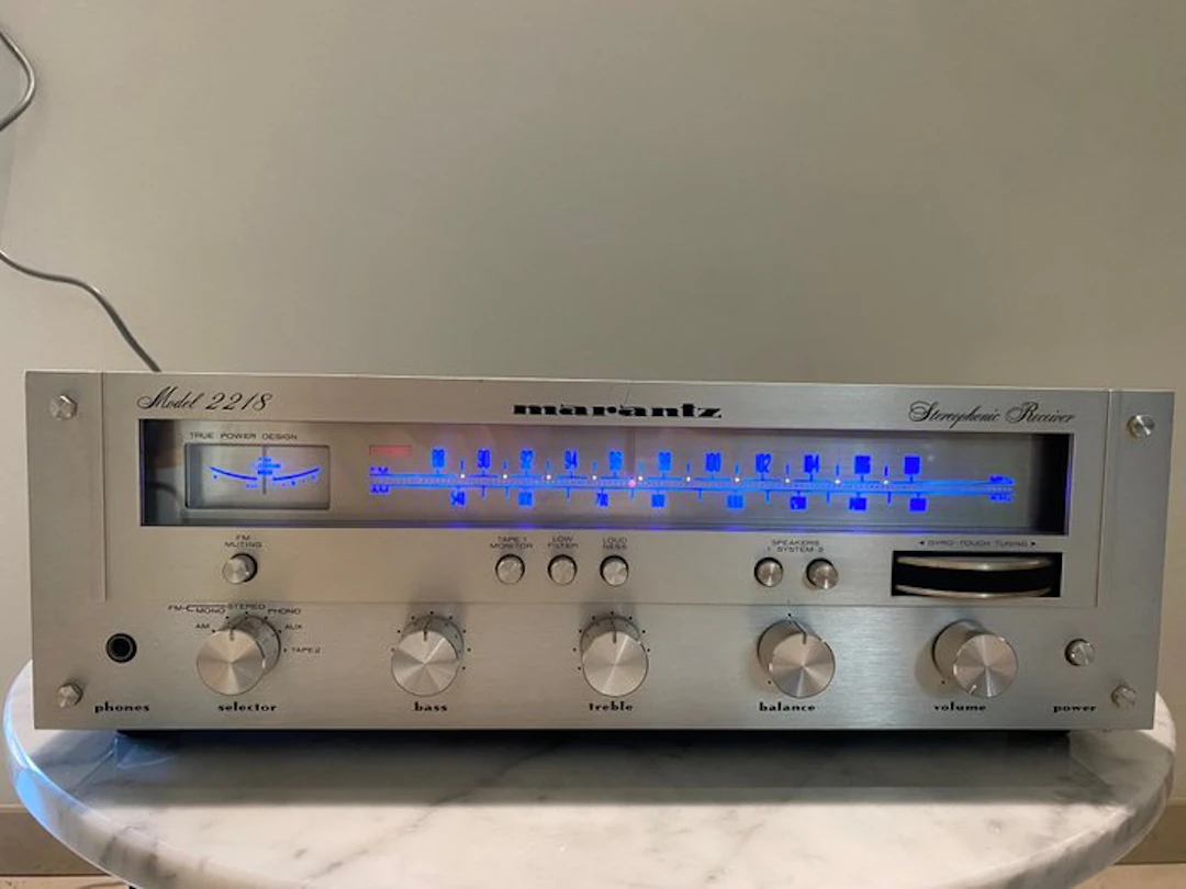 Marantz - Model 2218 Solid state stereo receiver