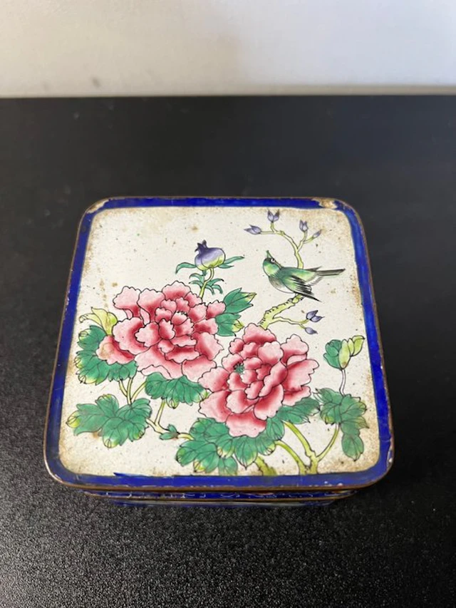 Jewellery box - Enamel