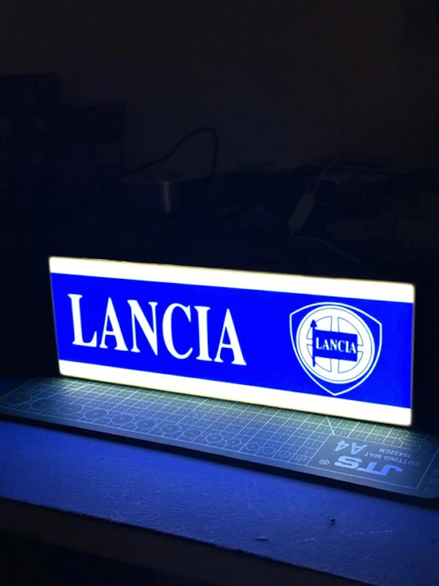 Lancia illuminated display sign - Insegna luminosa lancia