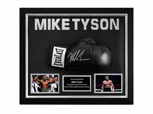Mike Tyson Premium Frame - Boxing glove