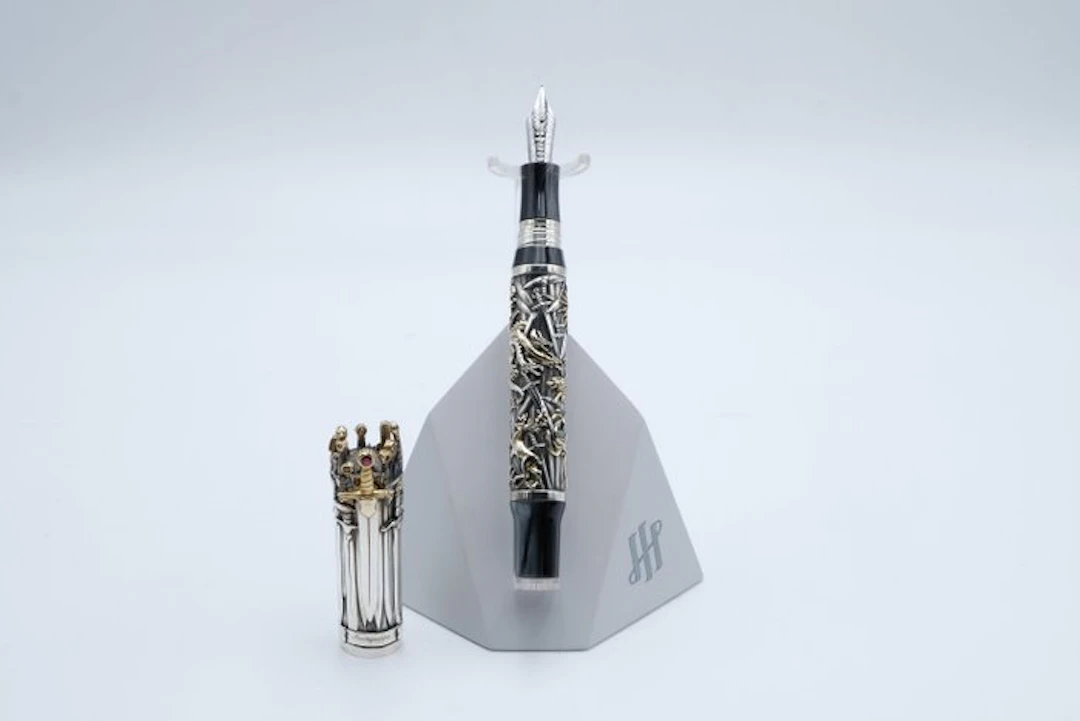Montegrappa - Game of Thrones - The Iron Throne - 18K...