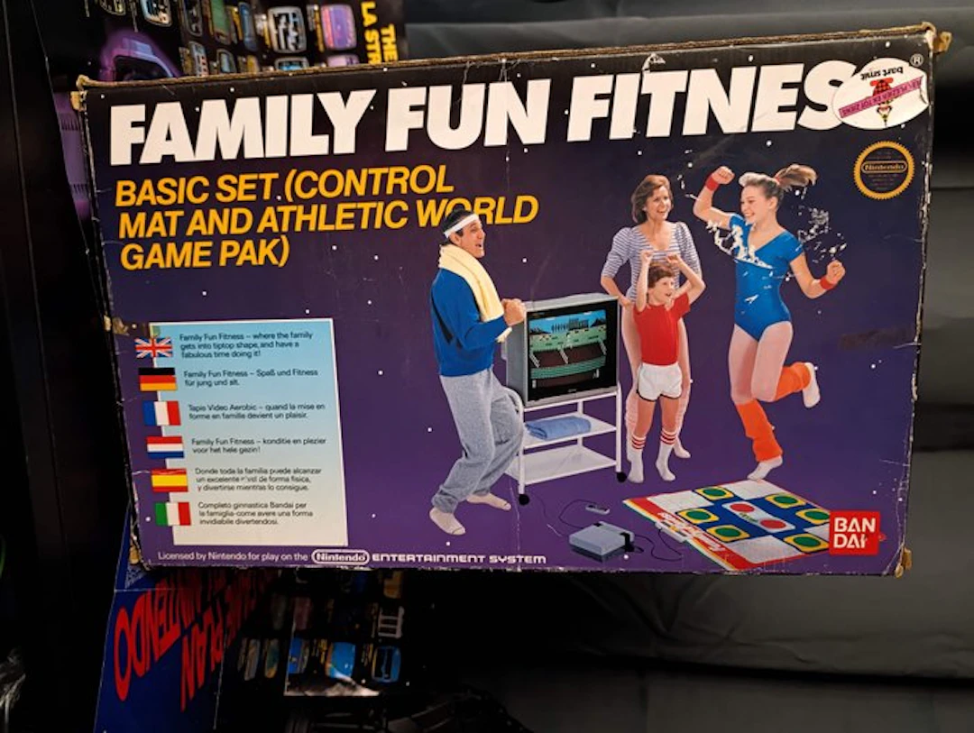 Bandai - Family fun fitness met Athletic world - Video...