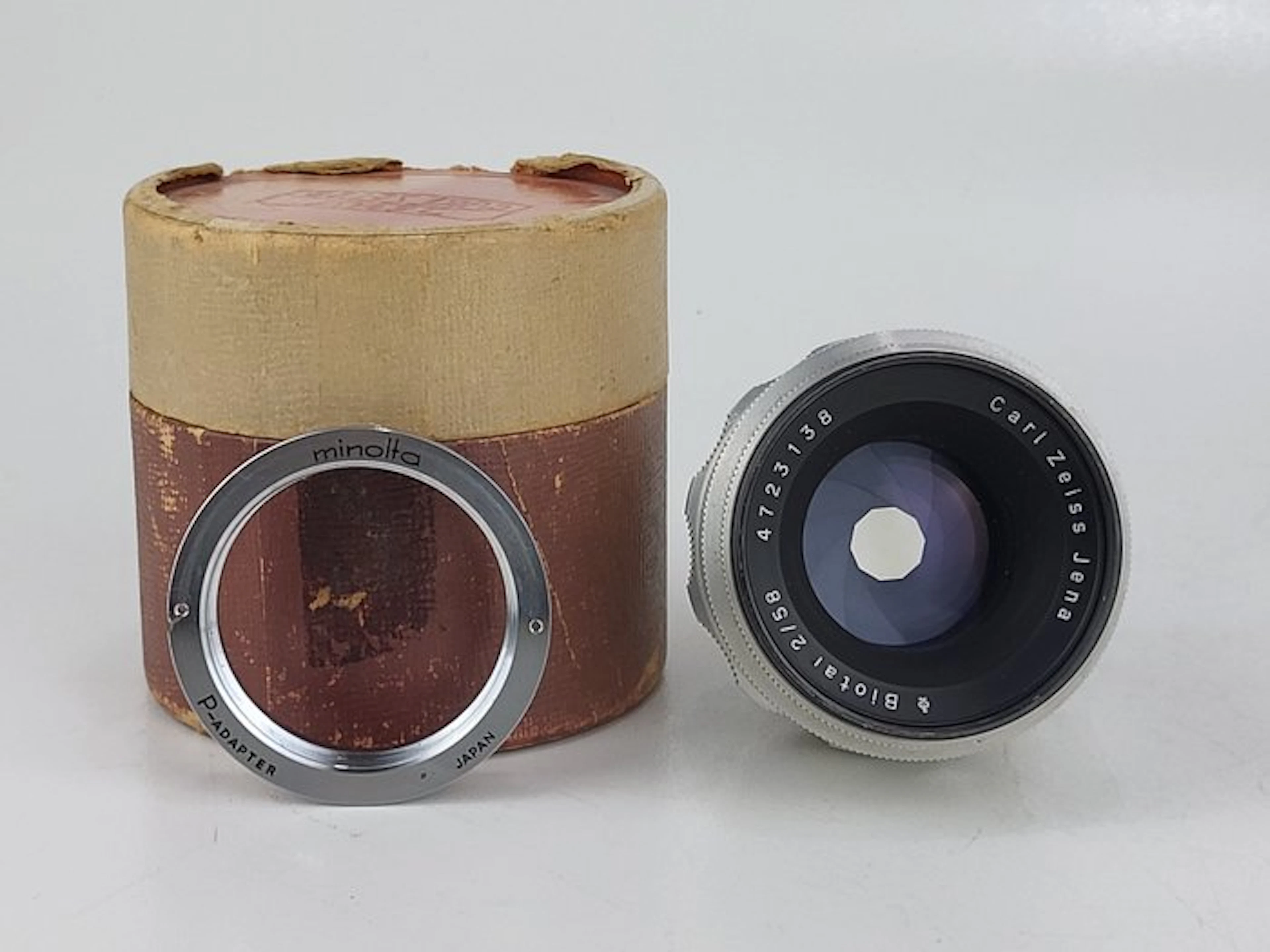 Carl Zeiss Jena Biotar 2/58mm ( Minolta MD->M42 adapter) Prime lens