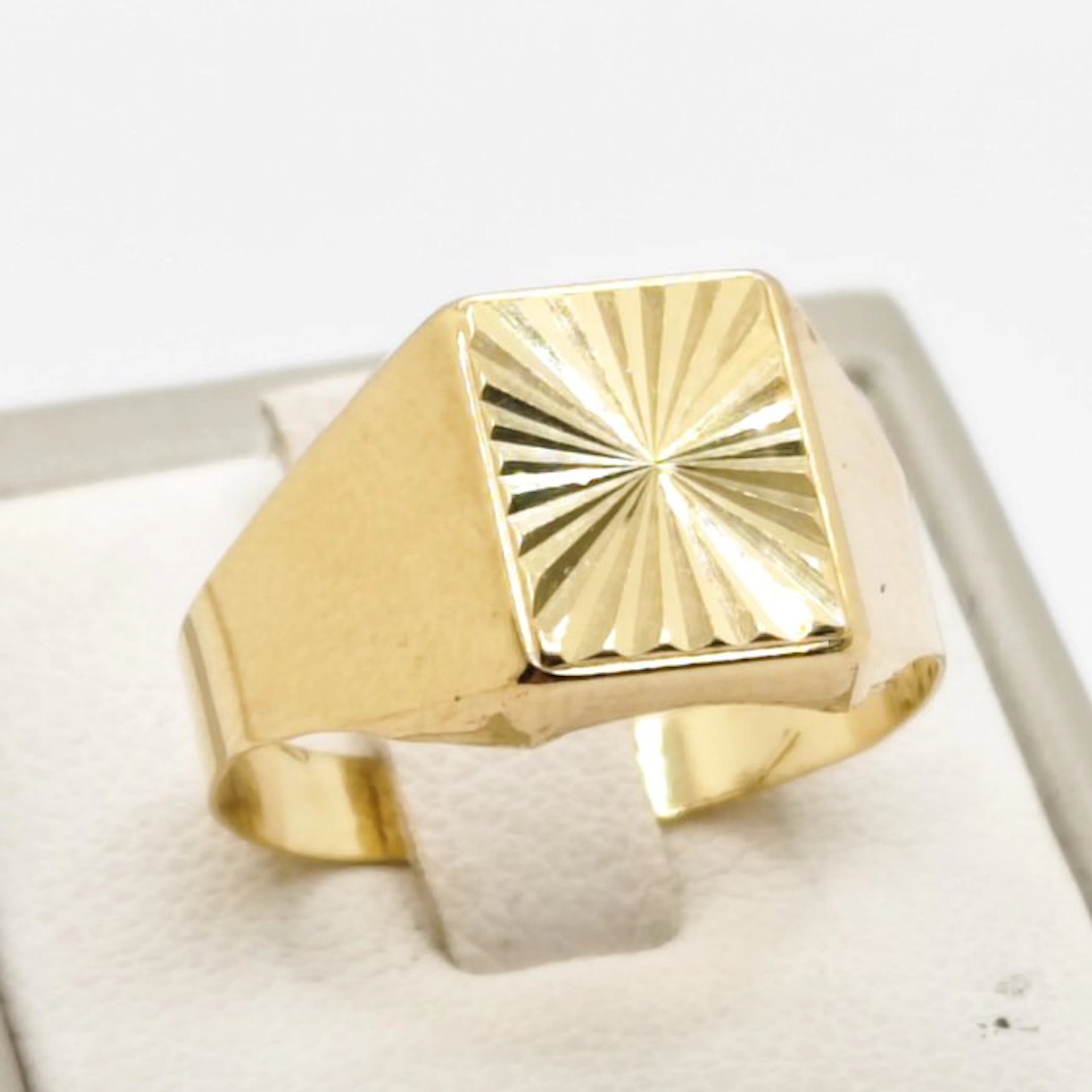 No reserve price - Ring - 18 kt. Yellow gold
