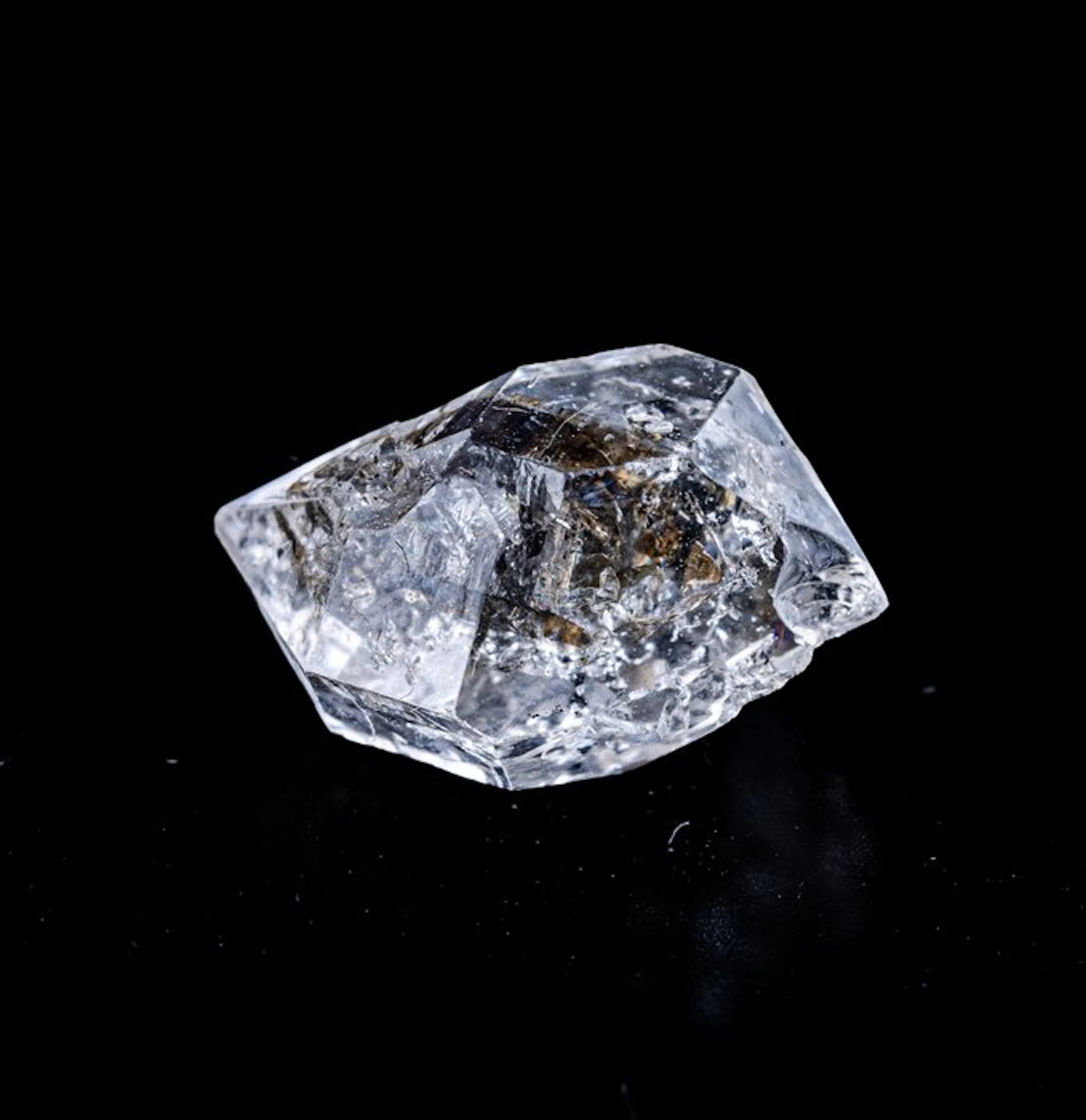 RAREST Herkimer Diamond — 5.00 carats Exceptional clarity...