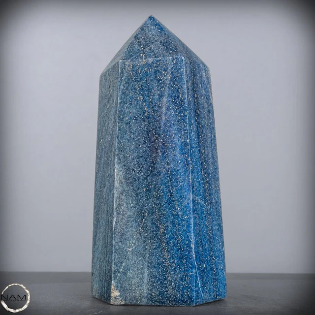 Lazulite Obelisk – Elegant one-of-a-kind in fascinating...
