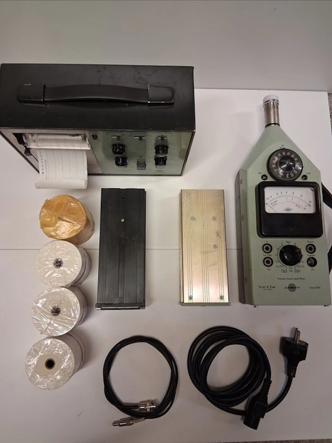 bruel & kajaer - 2203 & 2317 Analogue field recorder