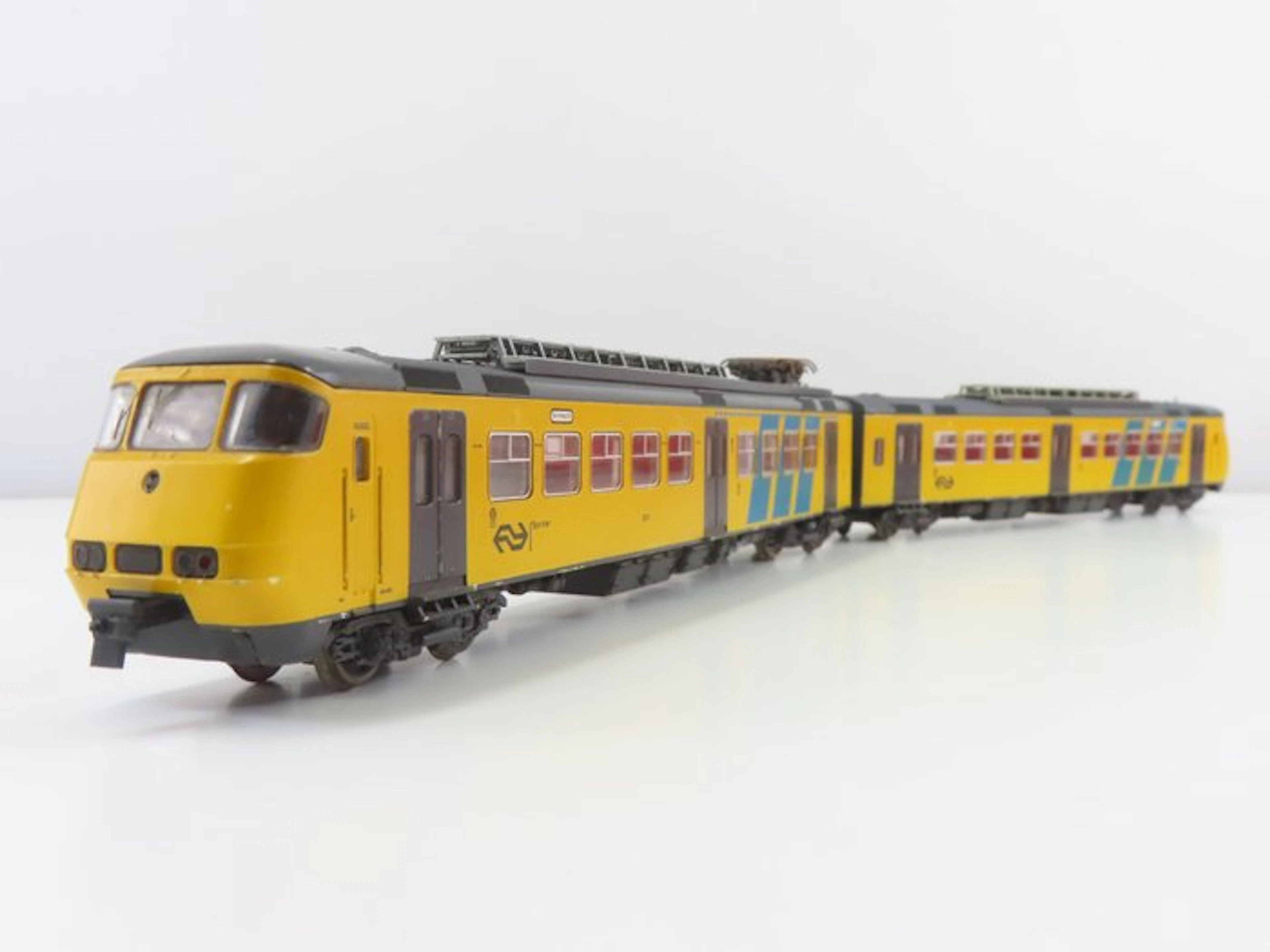 Fleischmann H0 - 4470 - Train unit (1) - 2-piece set Plan Y SGM "Sprinter" - NS