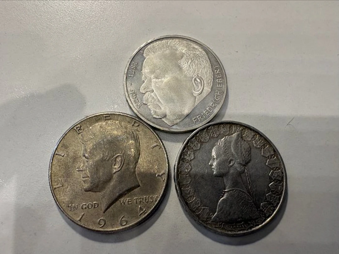 World. Lot of 3 silver coins (No reserve price)