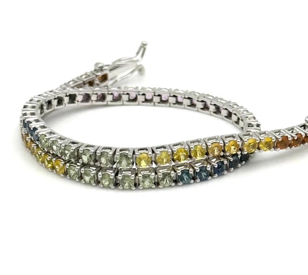 Tennis bracelet - 18 kt. White gold - 5.10ct. tw. Sapphire