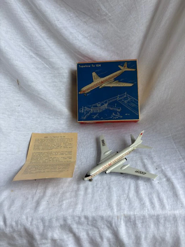 Siku F7a Tupolew Tu 104 Aeroflot - Toy Vintage...