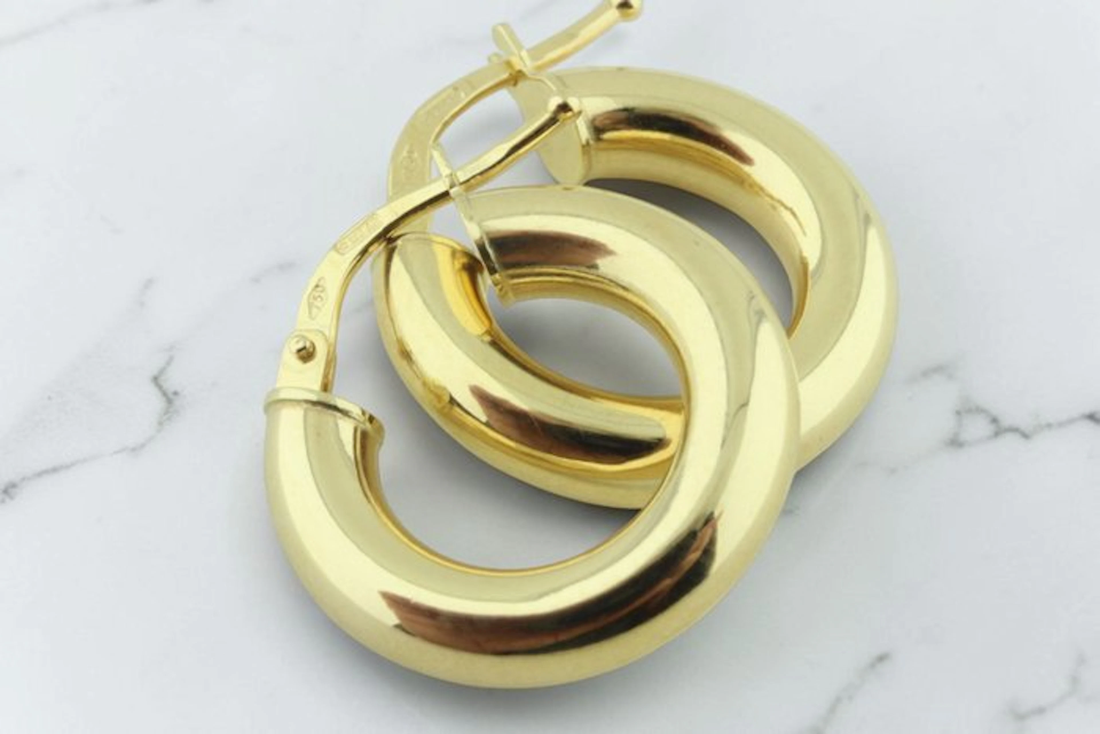 Earrings - 18 kt. Yellow gold