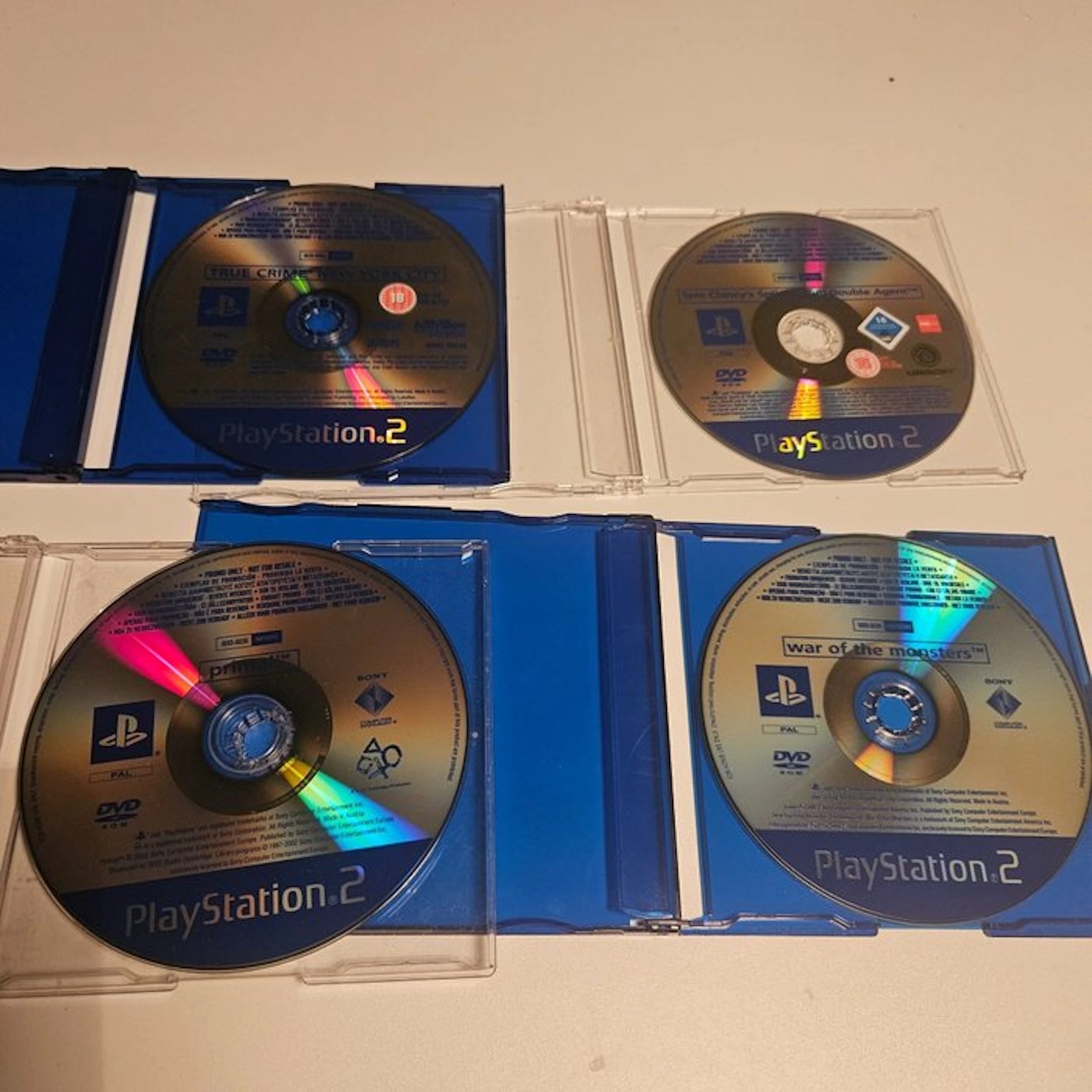 Nintendo - Playstation 2 (PS2) - War of The Monsters...